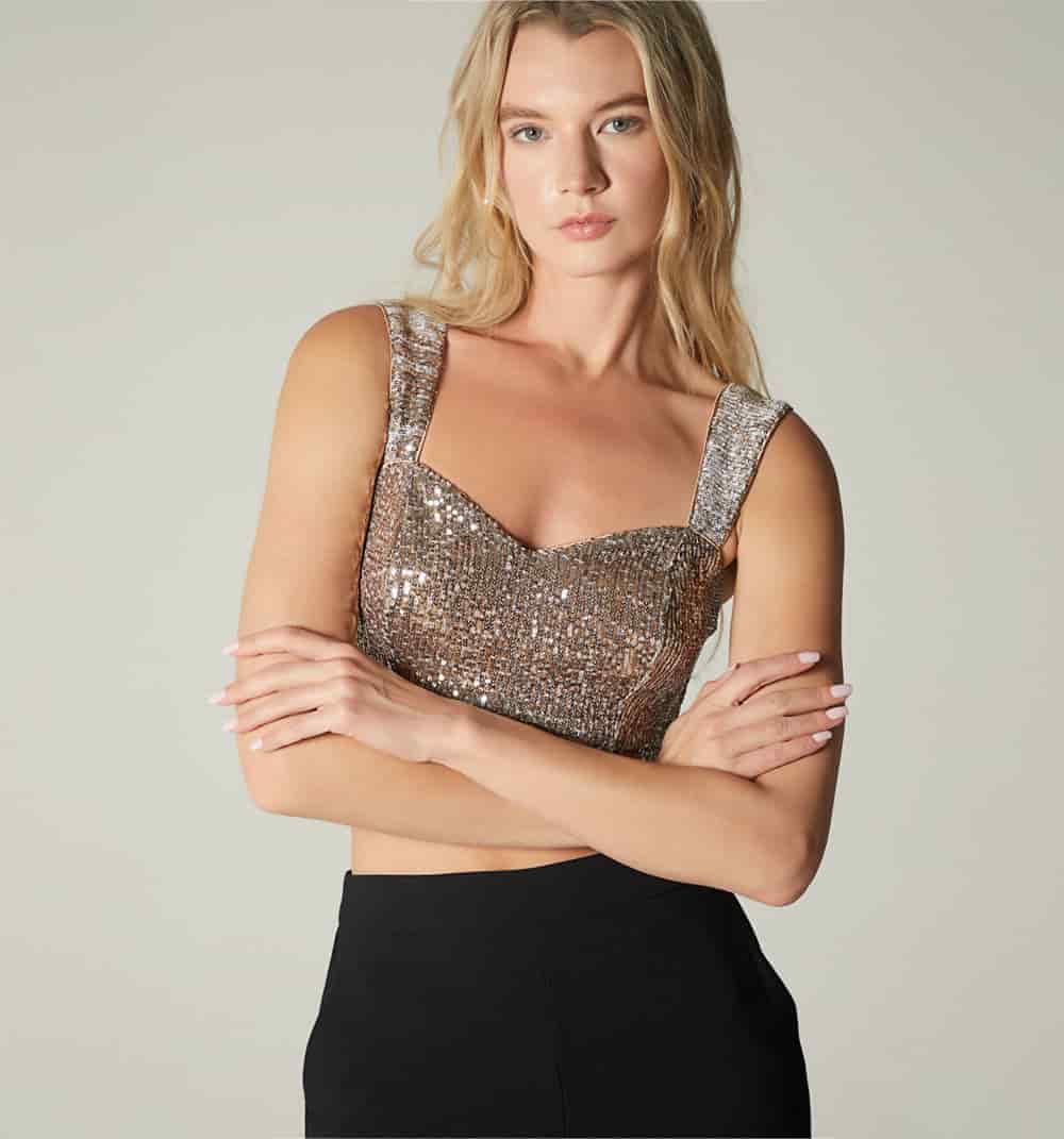 Blusa crop de tiras - miniatura 2