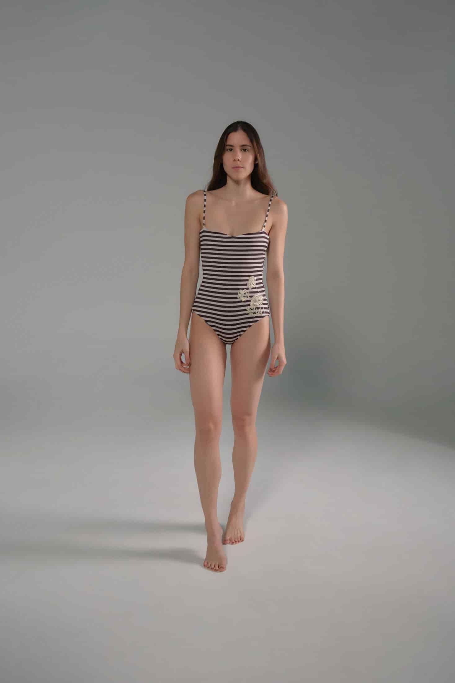 Las Balsas Embroidered One Piece / Black & White Stripes - miniatura 3