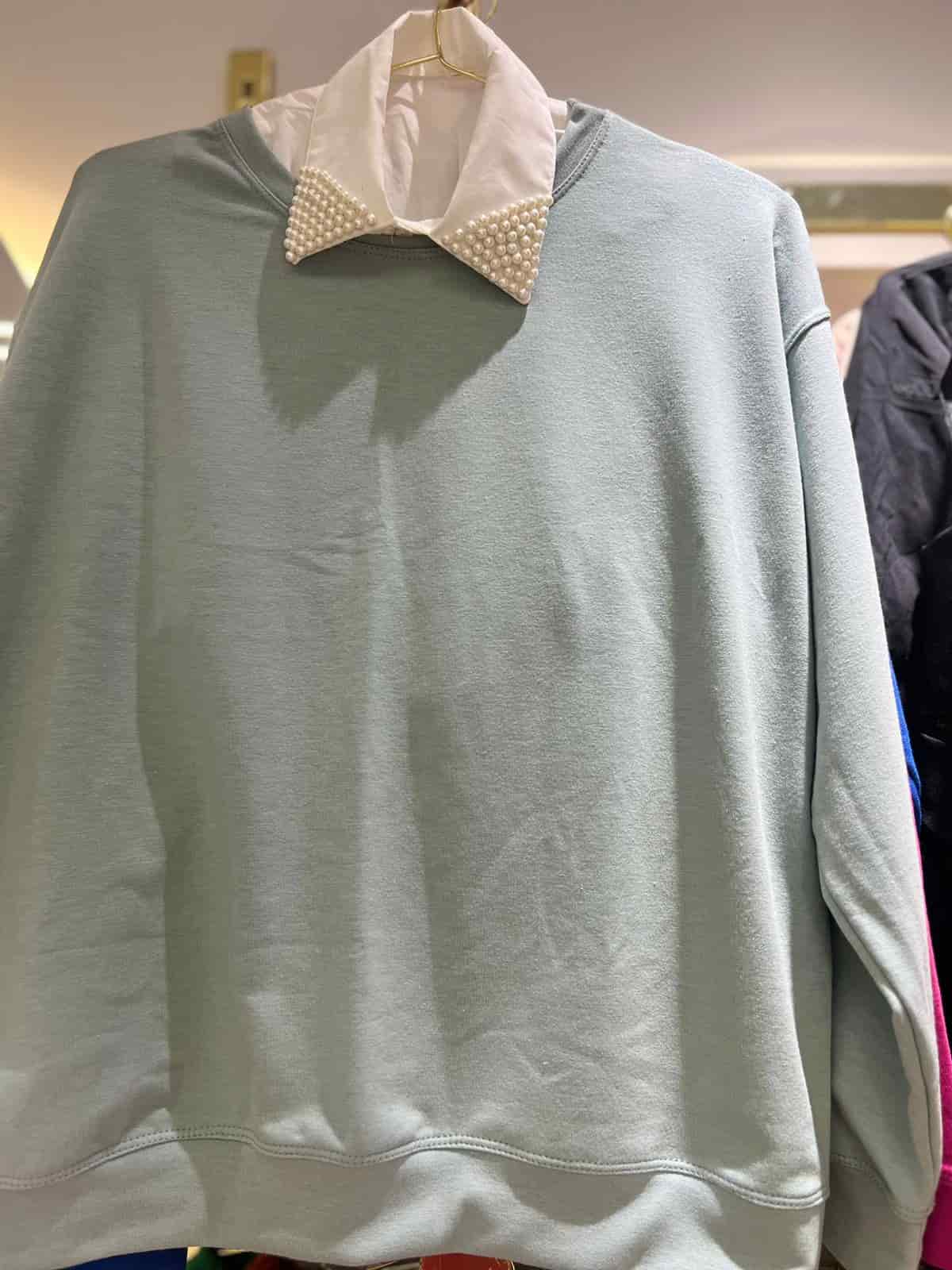 CUELLO CON APLIQUE - miniatura 1