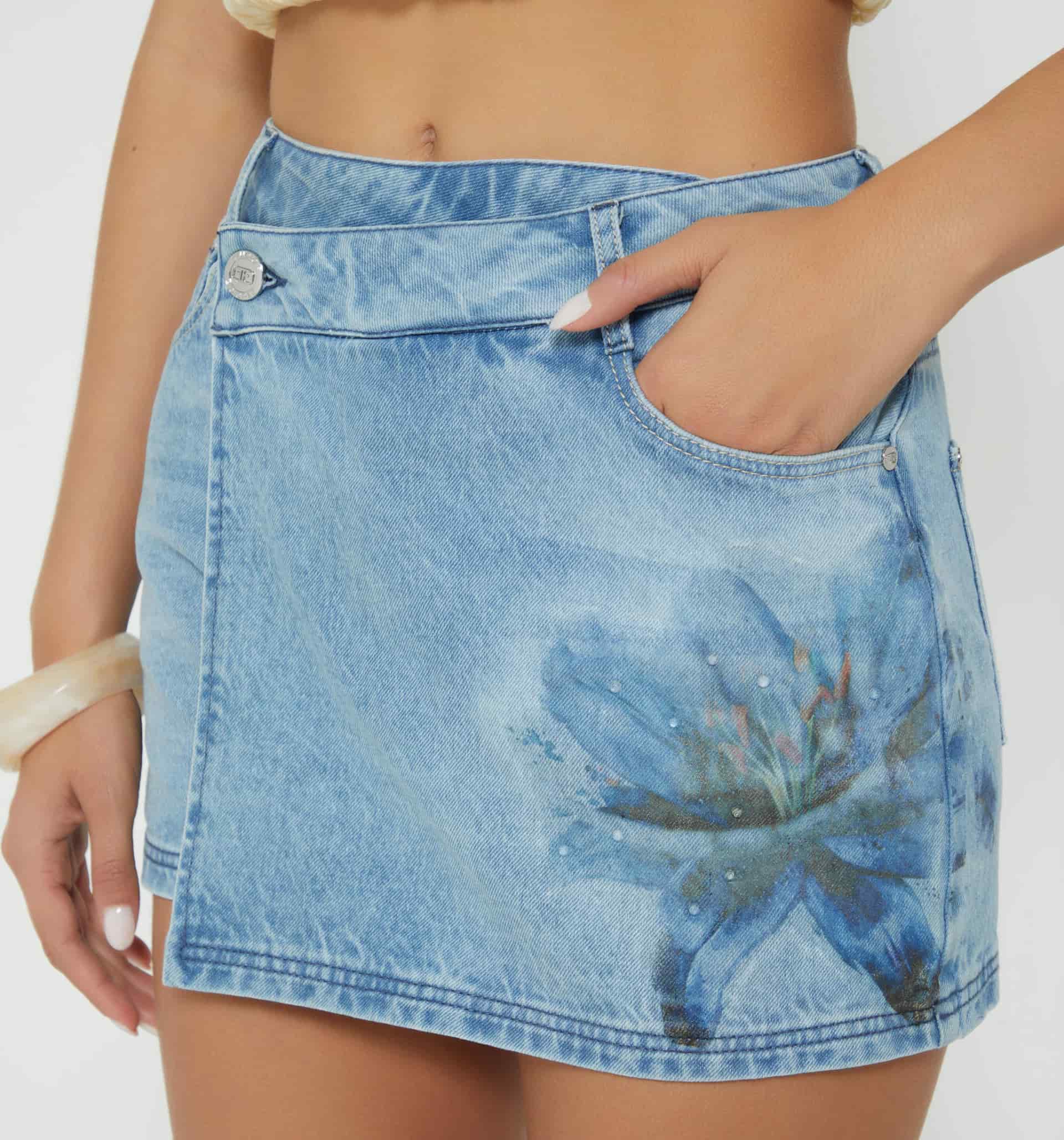 Falda short tiro alto pieza cruzada - miniatura 3