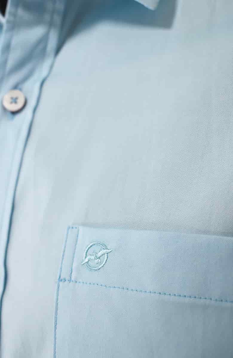 Camisa Manga larga Azul Claro Para Hombre - miniatura 2