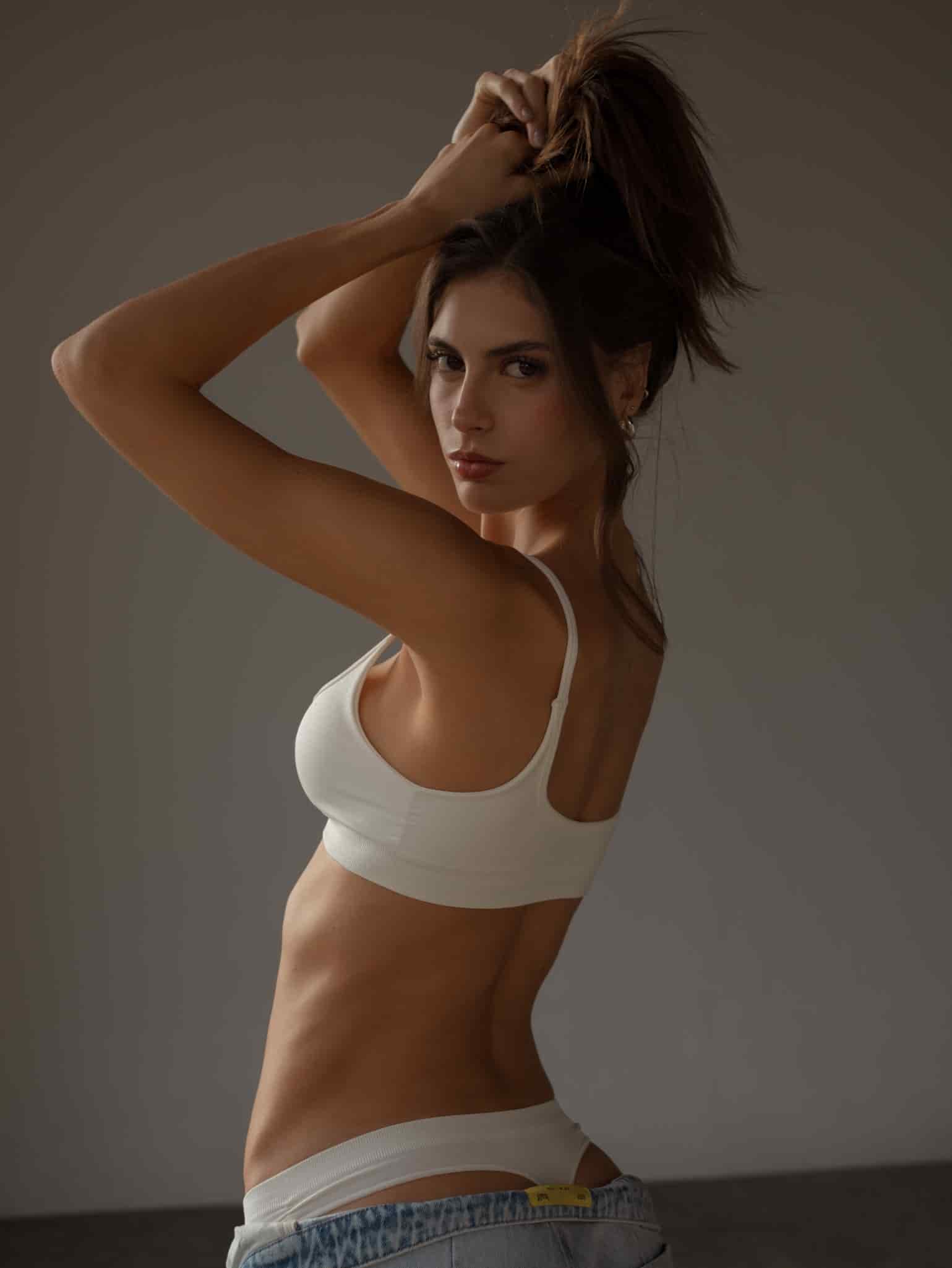 STRETCHY SEAMLESS THONG - SOFT WHITE - miniatura 4