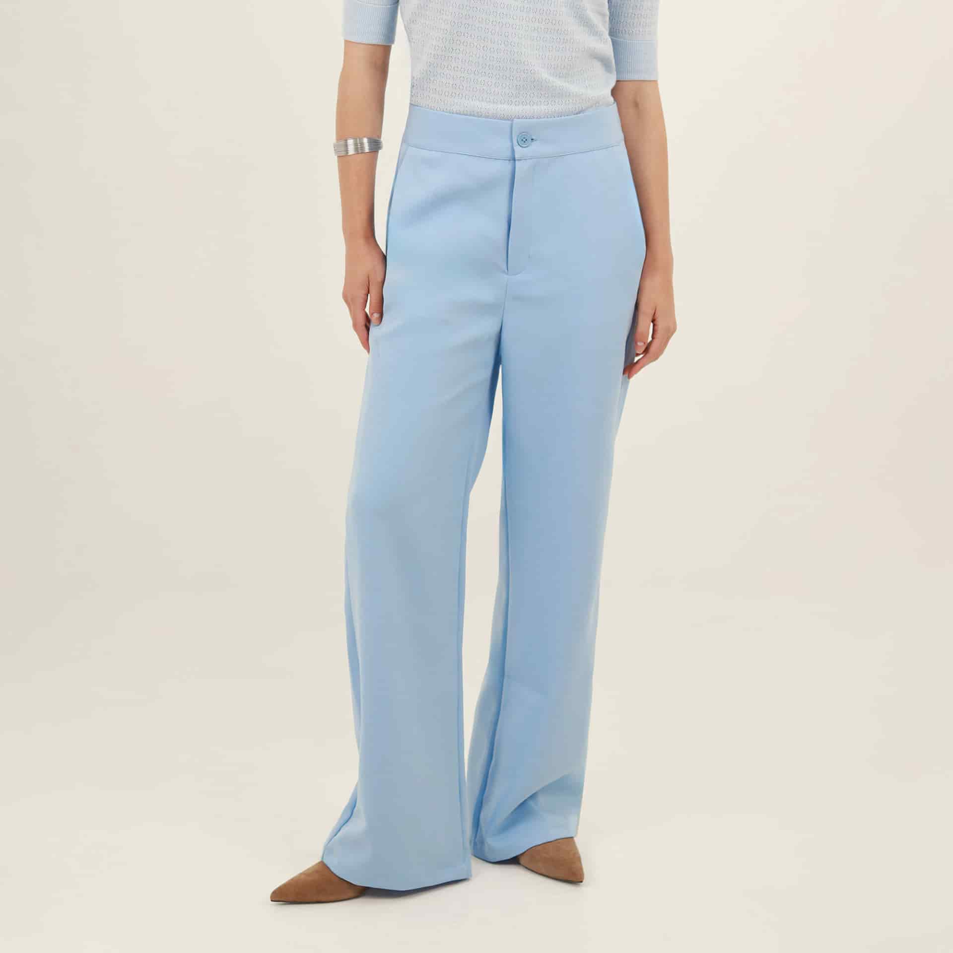 Pantalón bota recta clasico con bolsillos de ribete - miniatura 3