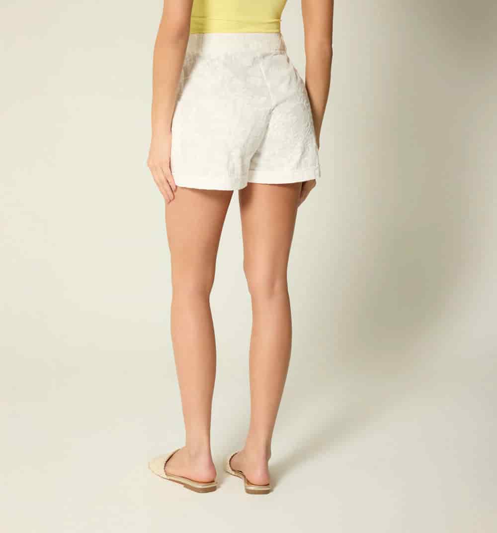 Short bolsillos con boton - miniatura 4