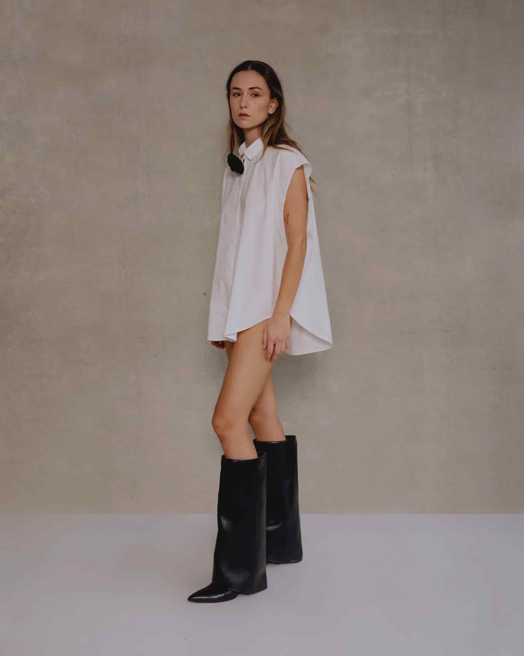 Sleeve-Less TUMO Shirt - miniatura 2