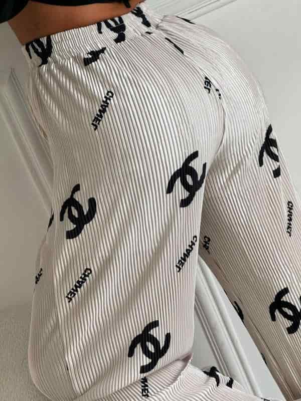 PANTALON CHANEL NUDE PLIZADO - miniatura 2