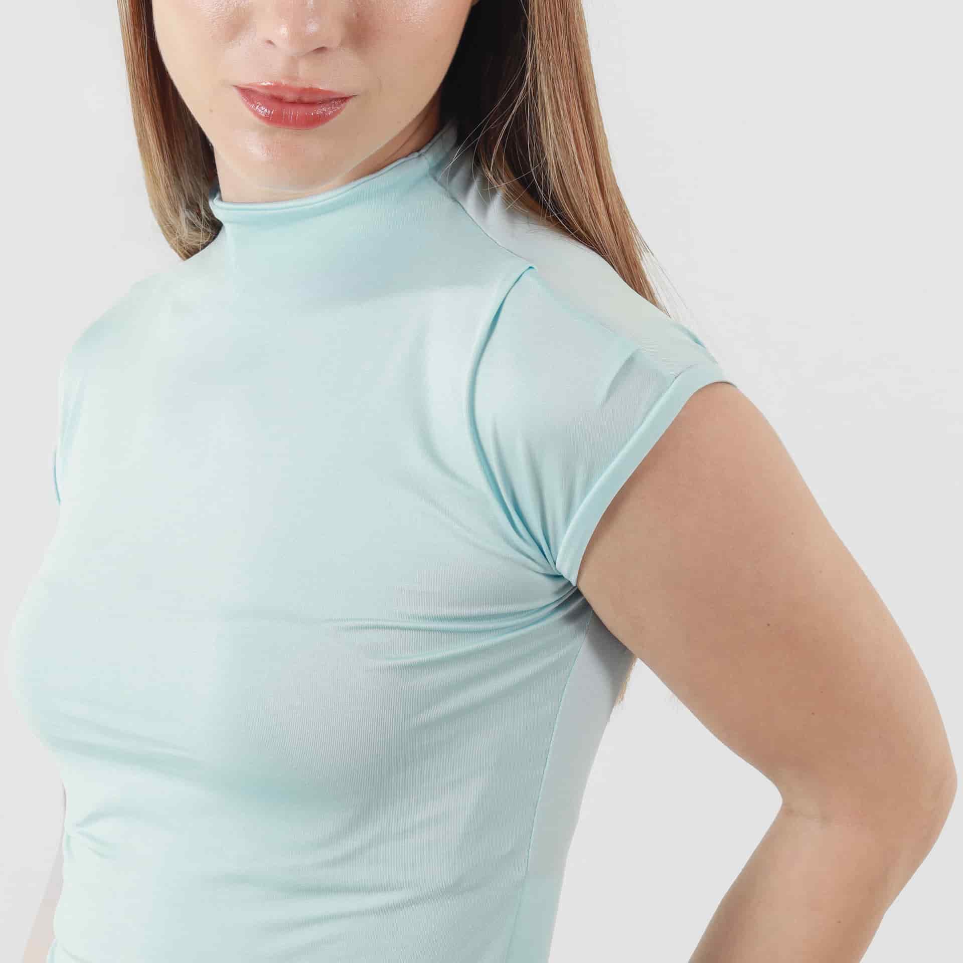 Camiseta básica cuello alto manga sisa rodada - miniatura 5