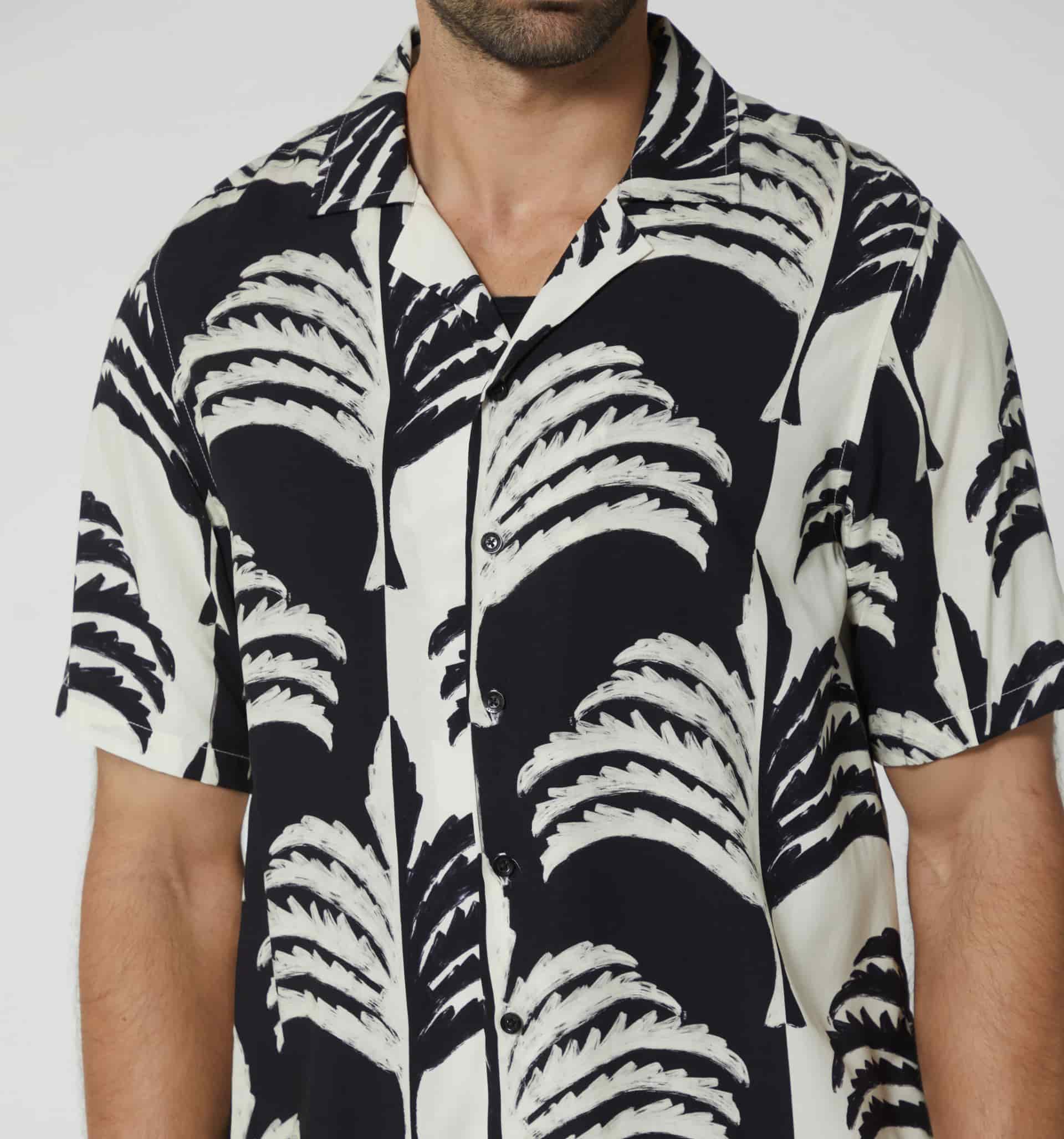 Camisa manga corta cuello resort - miniatura 1