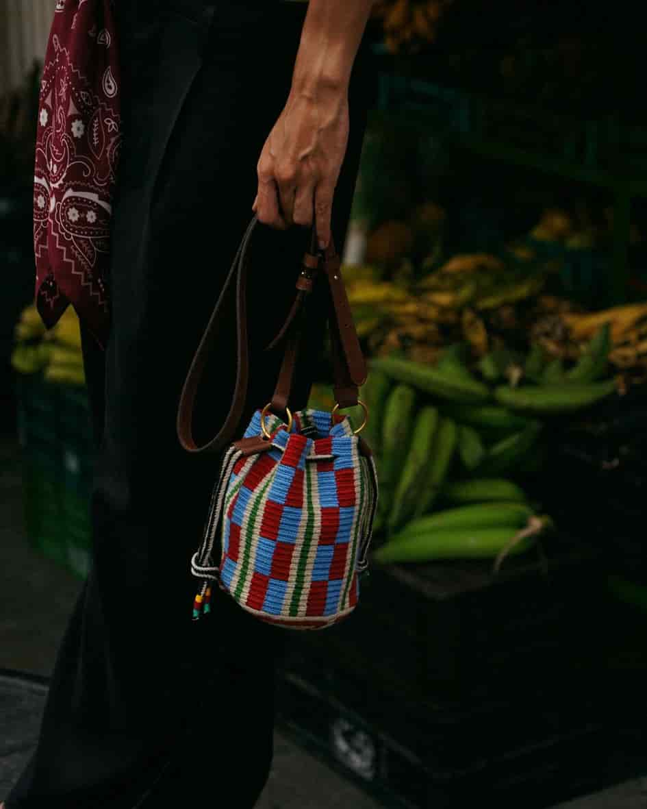 Siloe Small Bucket Bag - miniatura 4