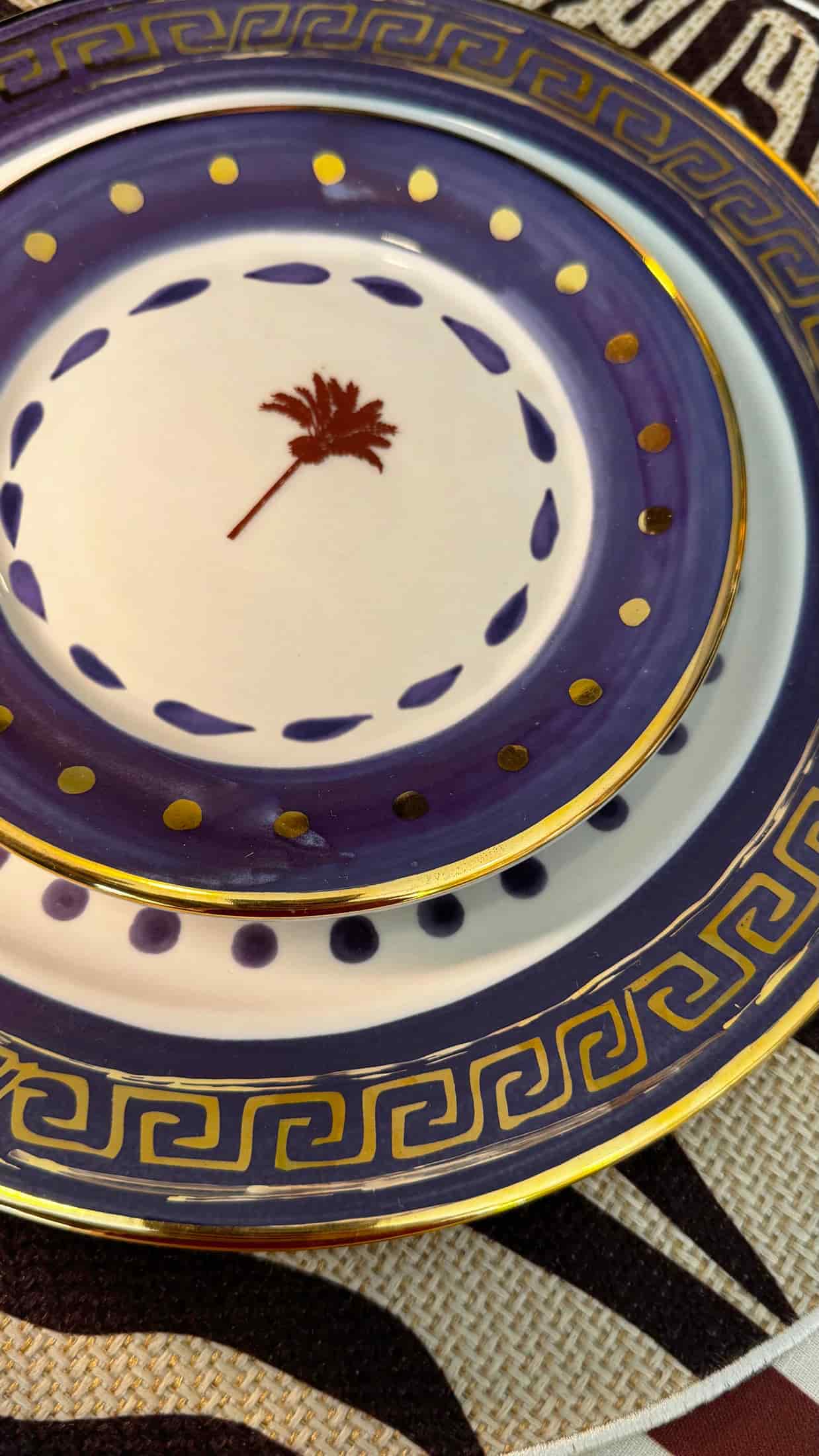 Chontaduro Palm Salad Plate / Purple & Gold - miniatura 3