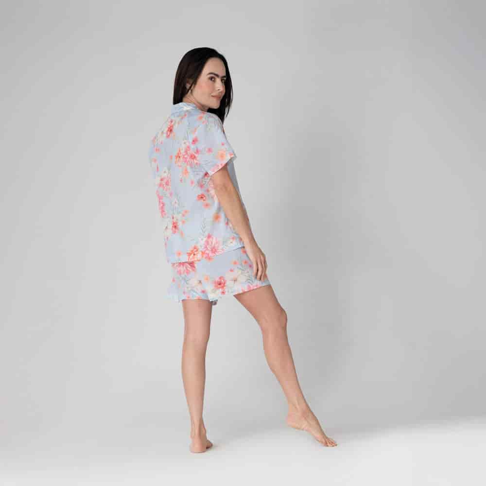Conjunto de Pijama Short Flores. - miniatura 2