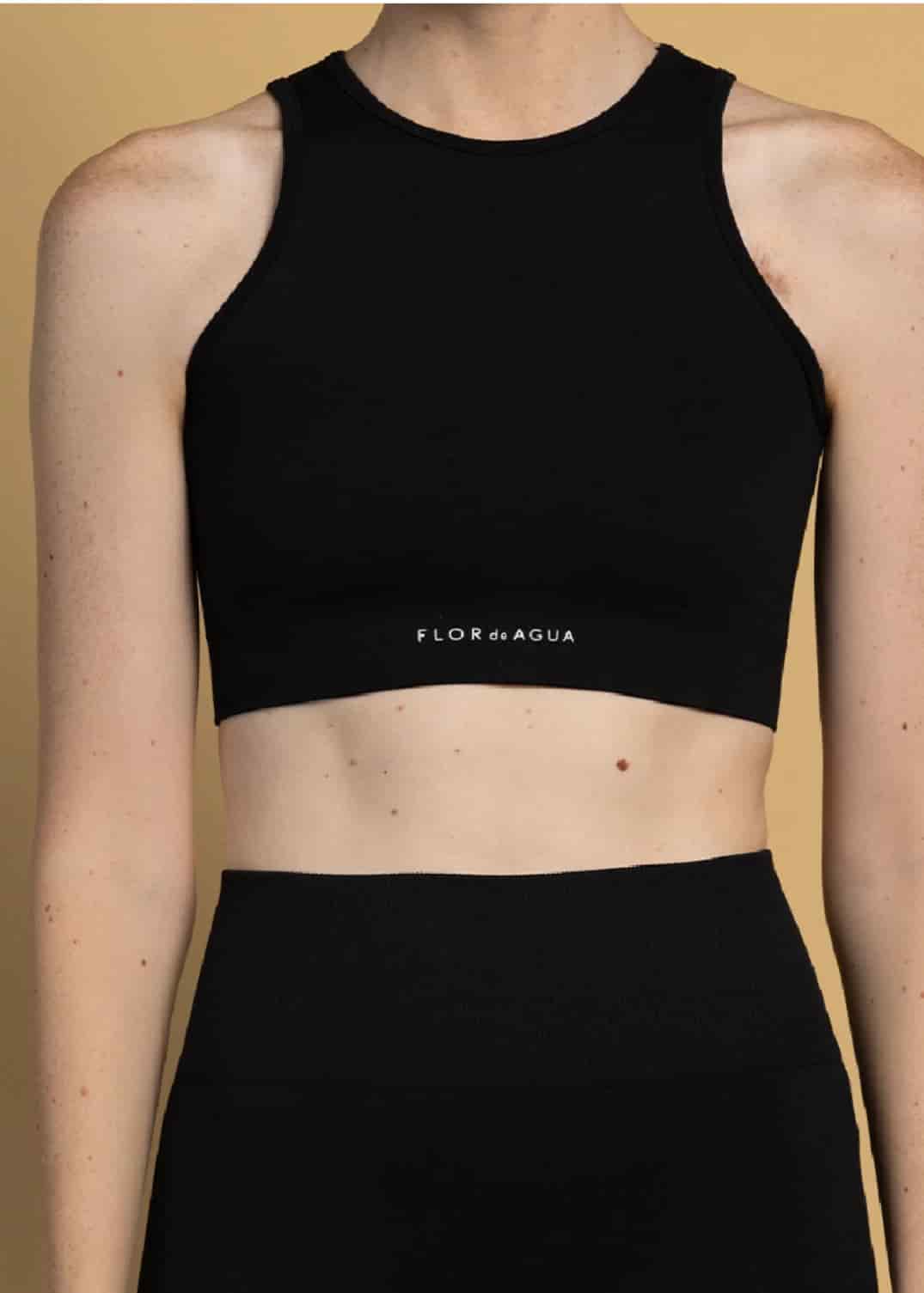 Set Croptop V Back Legging Liso Negro - miniatura 2