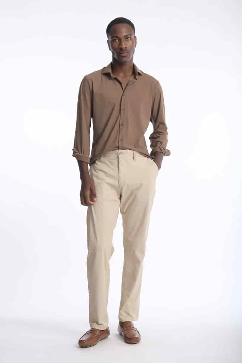 Pantalón Smart Tech Beige - miniatura 2