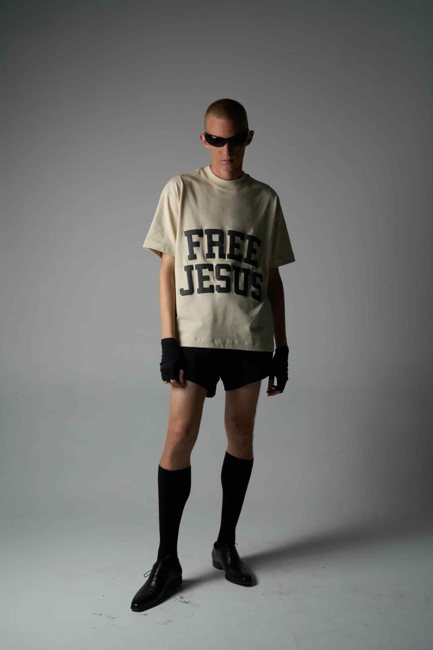 FREE JESUS OLIVE T-SHIRT - miniatura 2