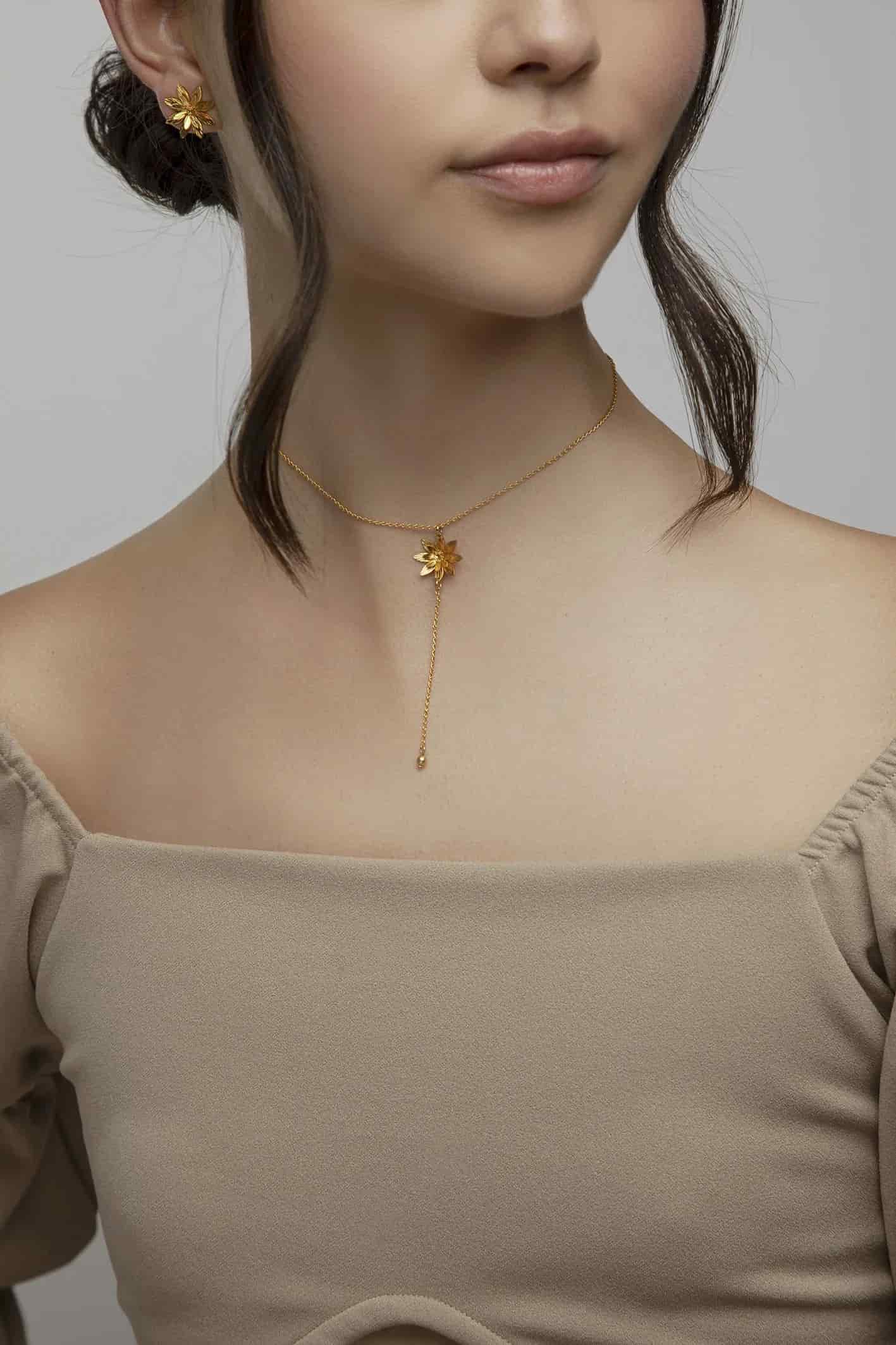 Cadena Choker Flor De Loto Resiliencia - miniatura 3