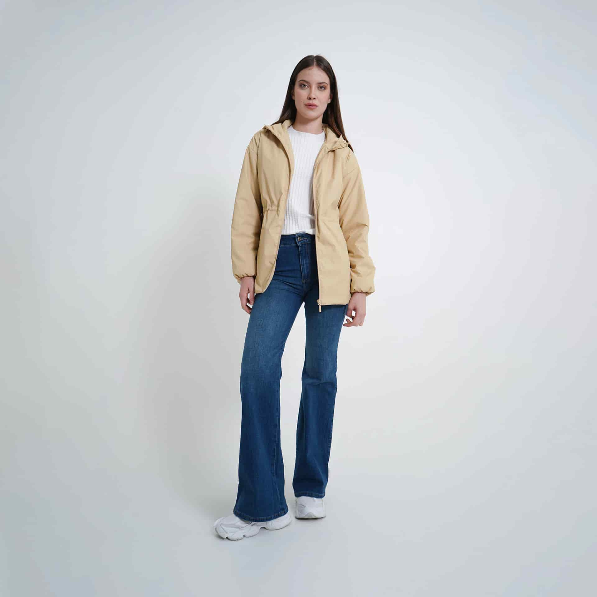 Chaqueta acolchada con capucha y ajuste en cintura - miniatura 3