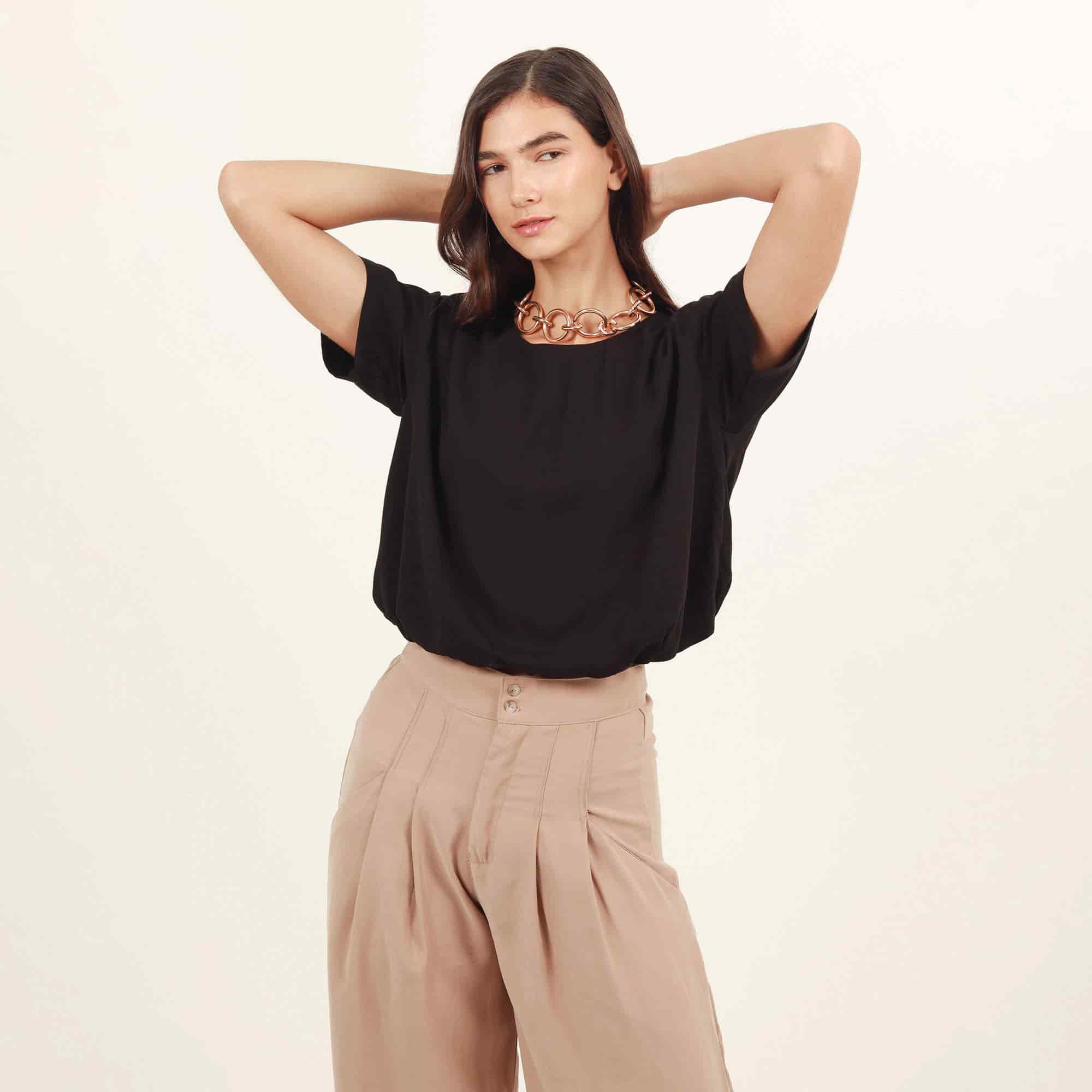 Blusa crop globo cuello redondo manga corta - miniatura 6