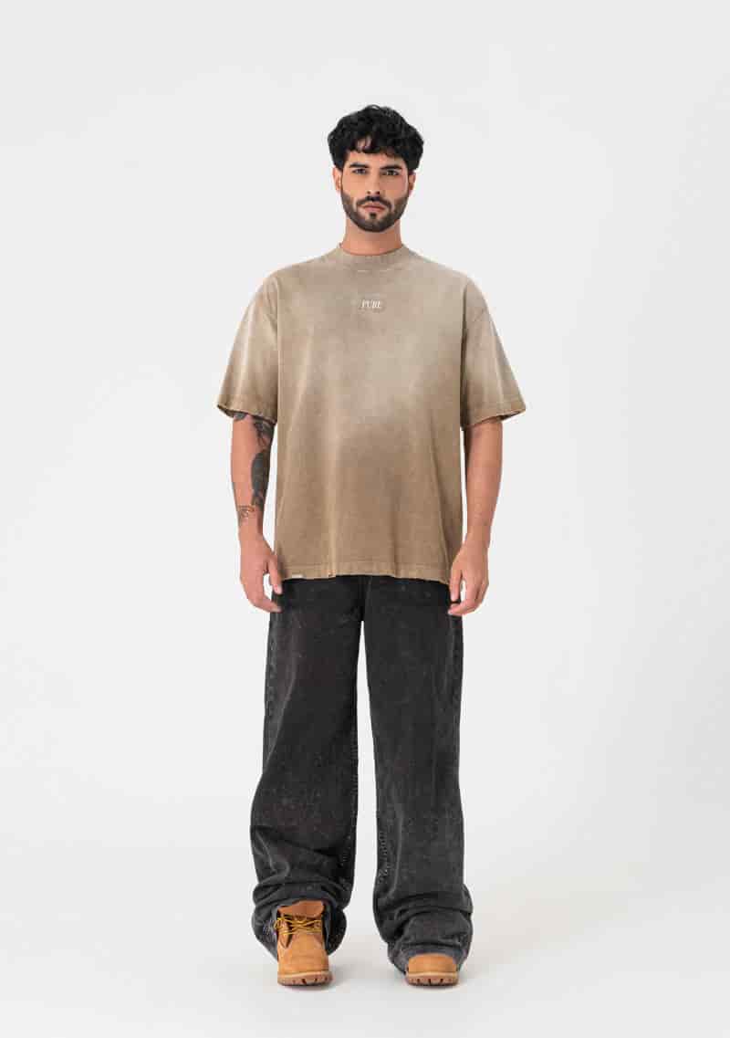 Heraldic brown shield T-shirt - miniatura 4