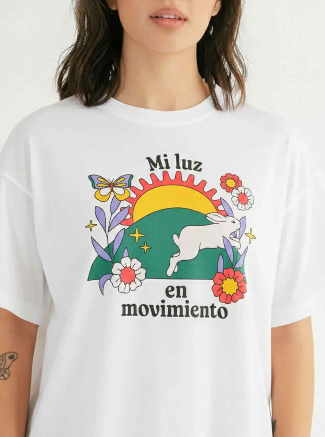 CAMISETA LUZ EN MOVIMIENTO - miniatura 2