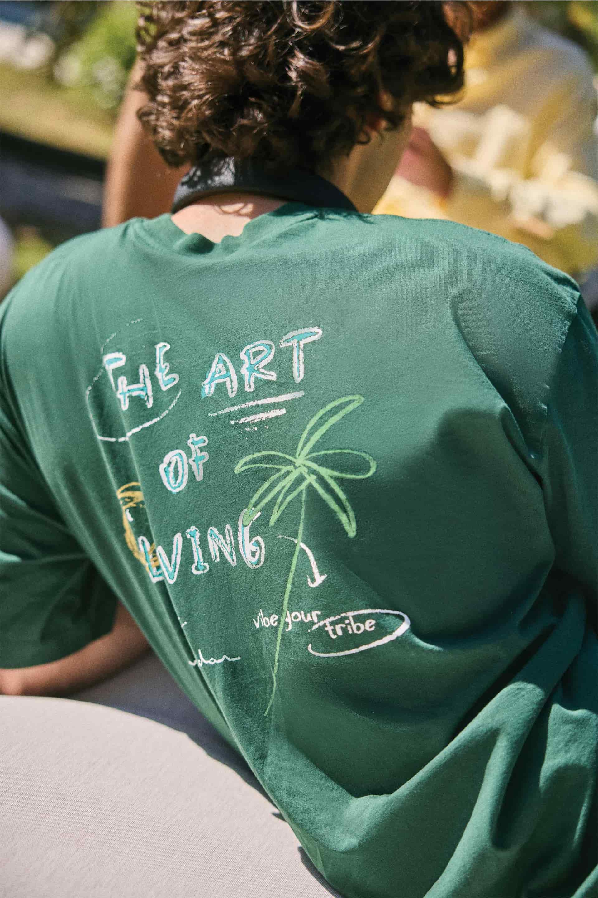 CAMISETA OVERSIZE ART - miniatura 1