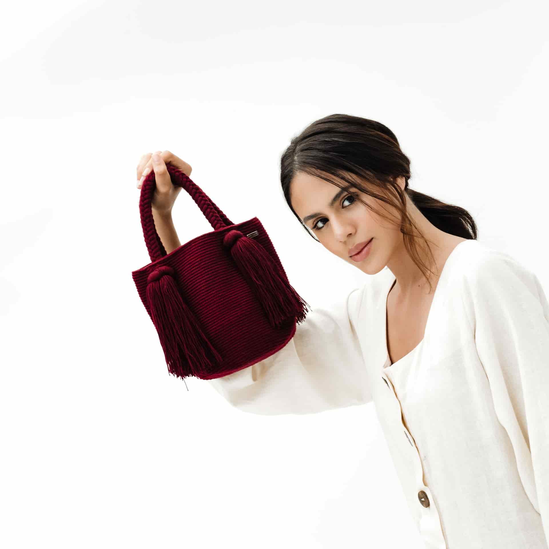 Mini Bolso Wayuu Vinotinto - miniatura 2