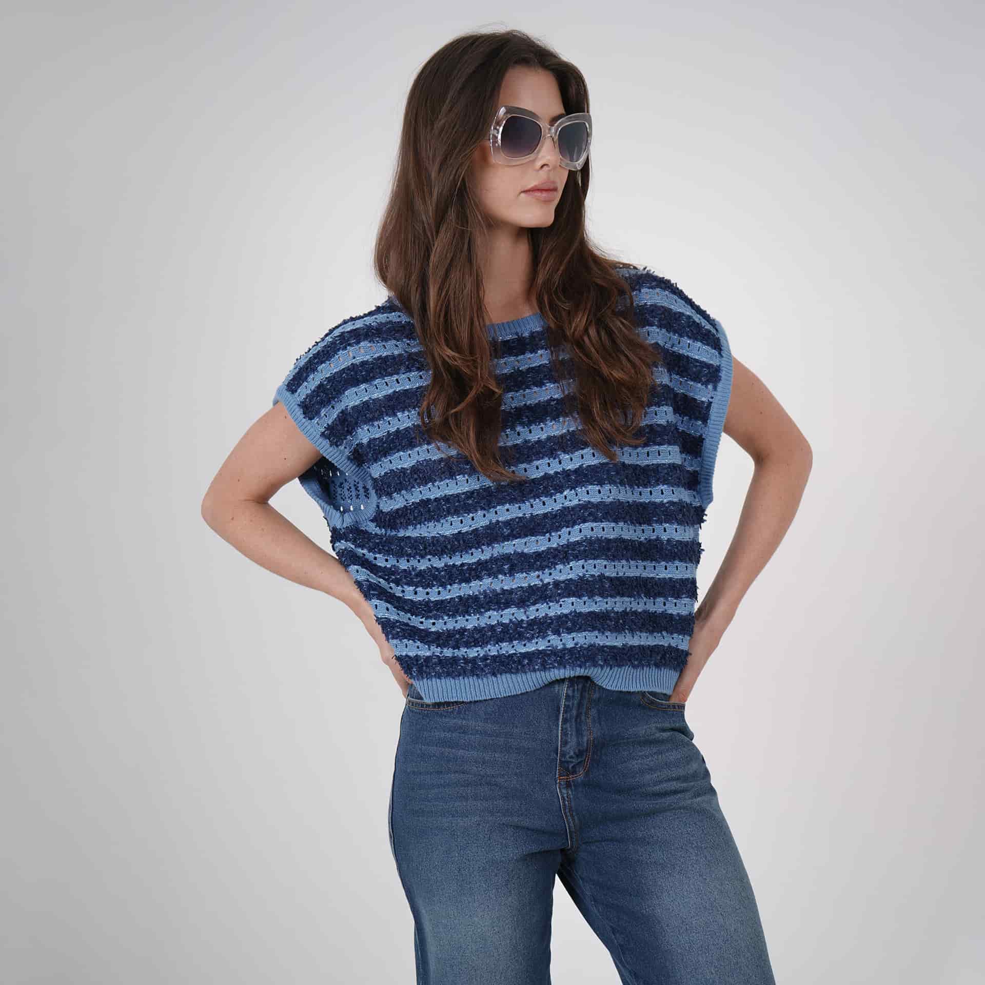 Sweater tipo chaleco oversize estampado - miniatura 6