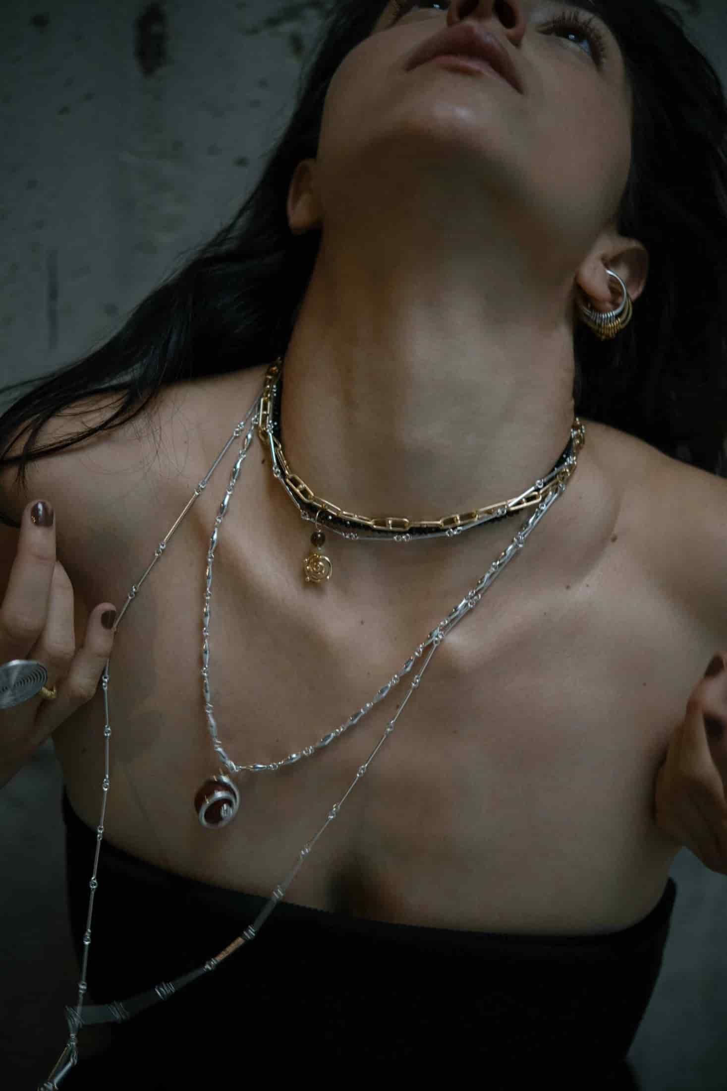 UM Necklace - miniatura 3