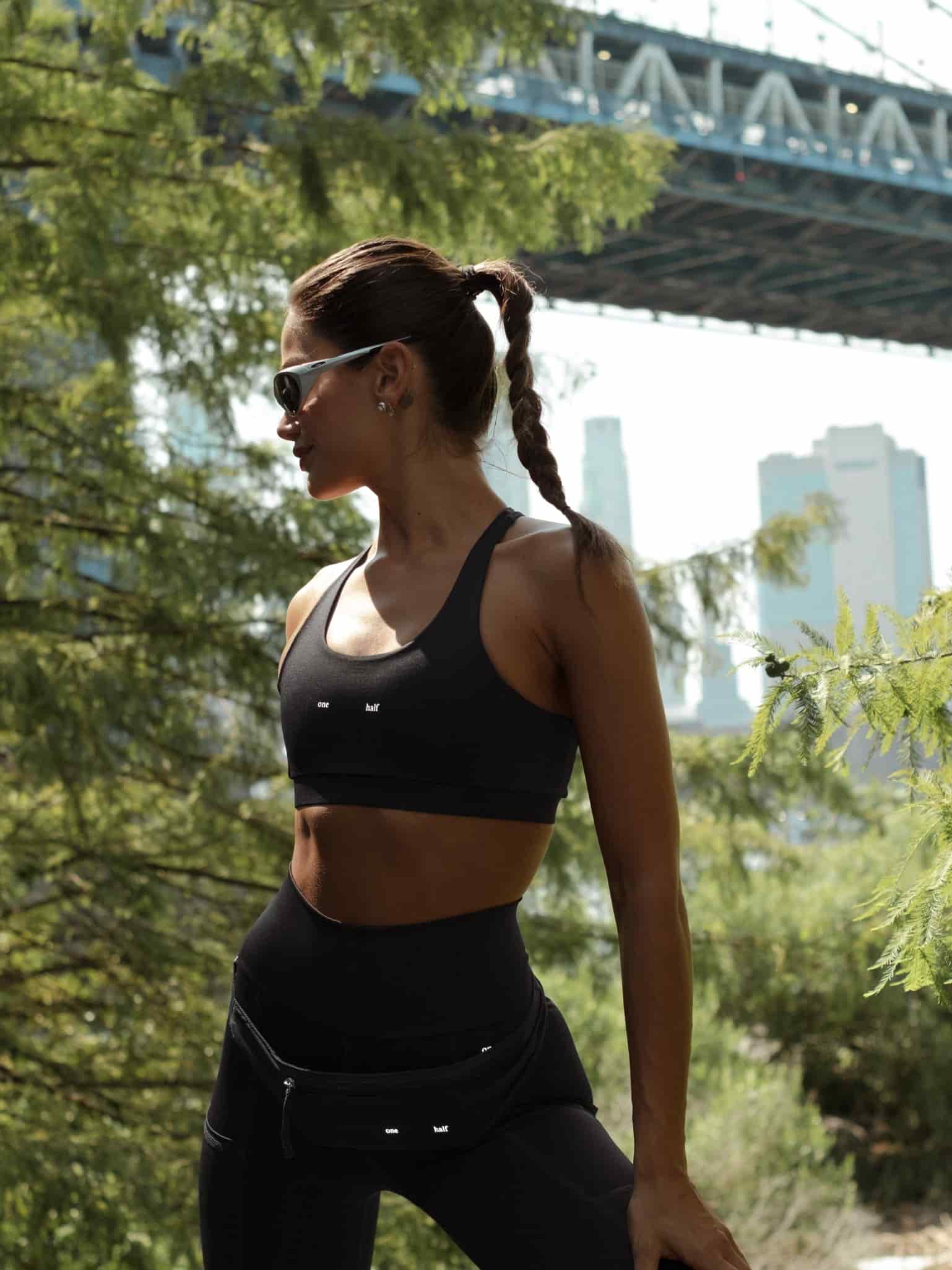 HIKING CROP TOP - BLACK - miniatura 6
