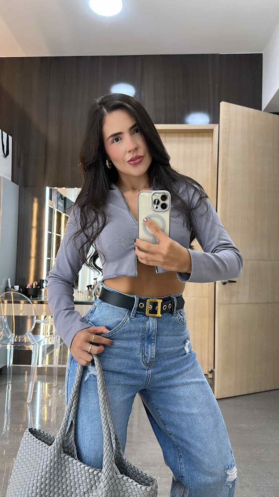 CROP TOP MIA  GRIS - miniatura 2