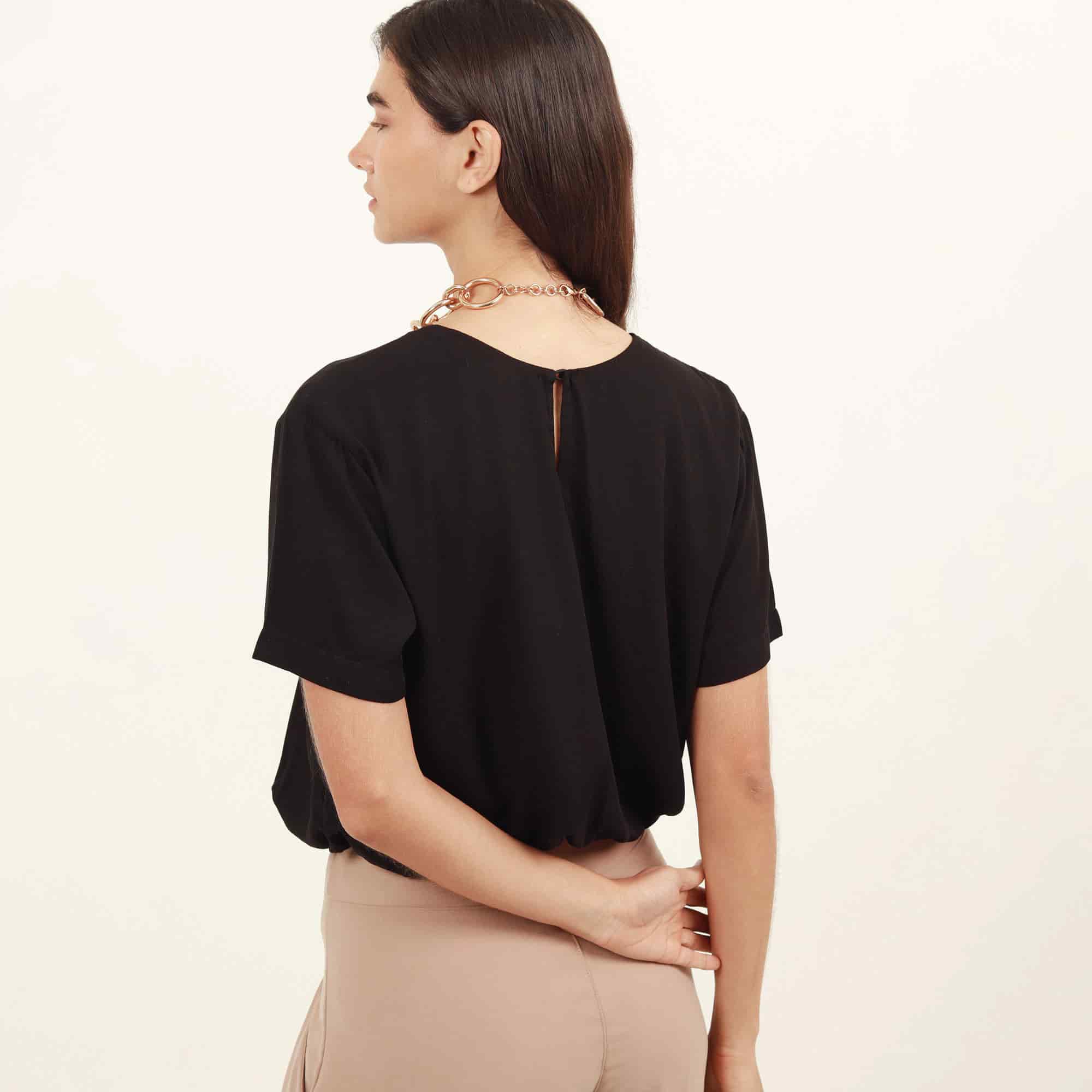 Blusa crop globo cuello redondo manga corta - miniatura 4