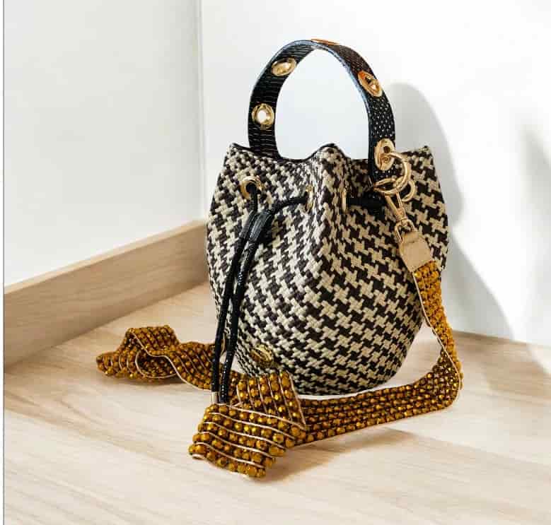 GALLINETO BAG DELUXE LIMITED EDITION NYFW X BLOOM RAUL PEÑARANDA - miniatura 3