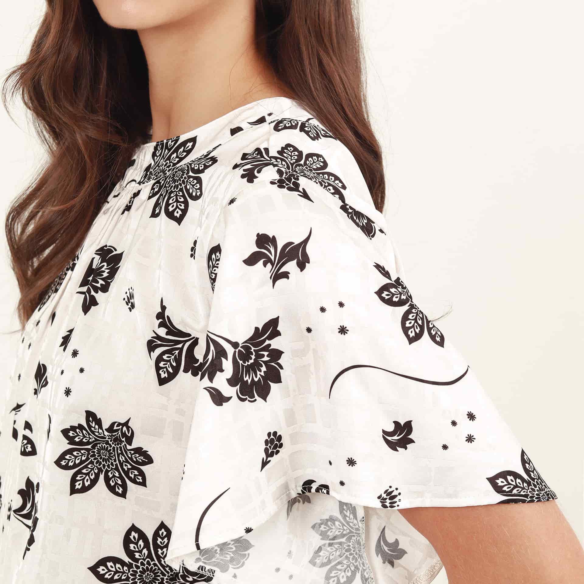Blusa cuello redondo manga corta - miniatura 4