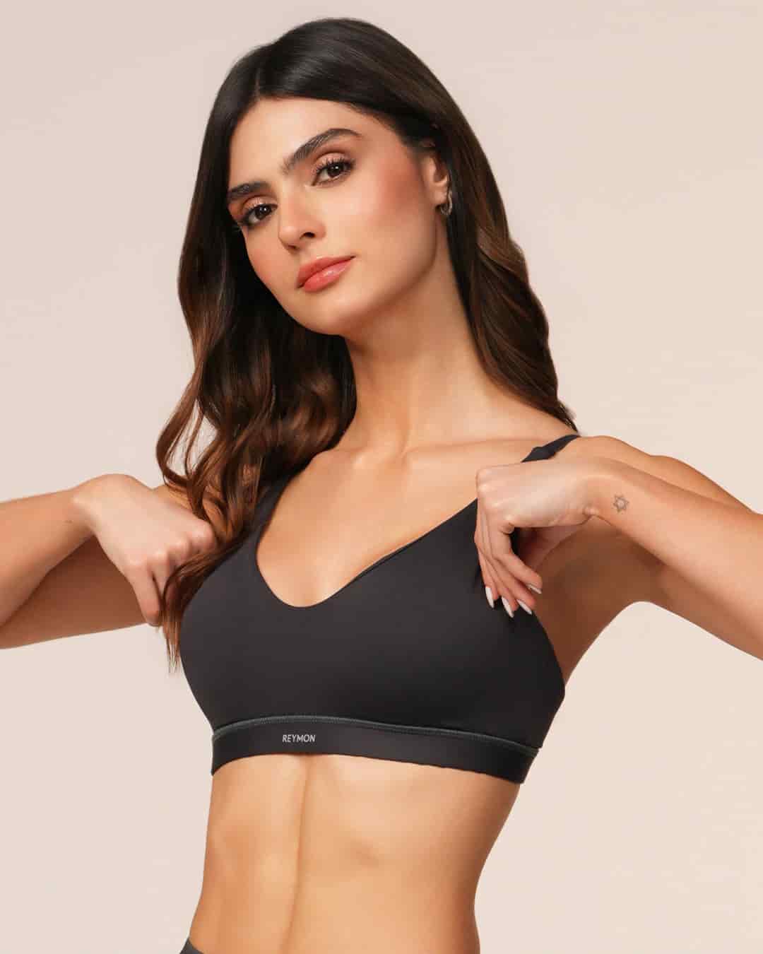 Top Prehormado en Microfibra con Almohadillas Removibles y Broche Ref. 450 - miniatura 3