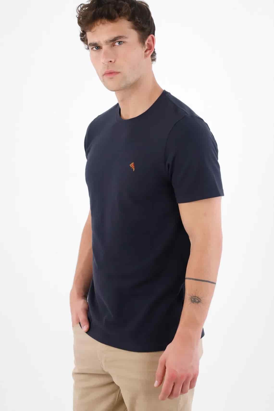 Camiseta regular fit con mini bordado en algodón azul marino para hombre - miniatura 2
