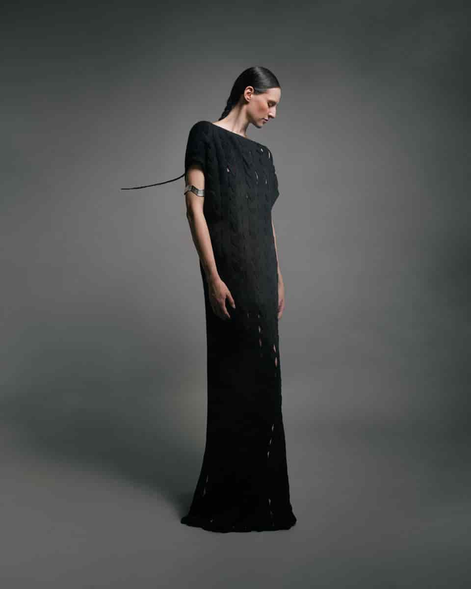FLAT BRAIDED KNITTED DRESS - miniatura 4