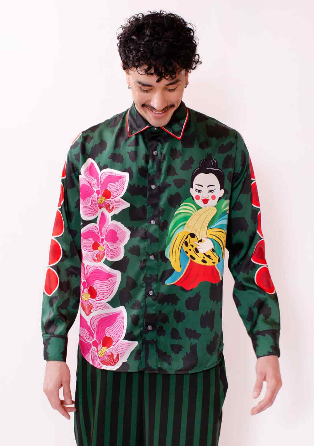 Camisa Manga Larga Unisex / Ilustración Dinastía Tropical - miniatura 3