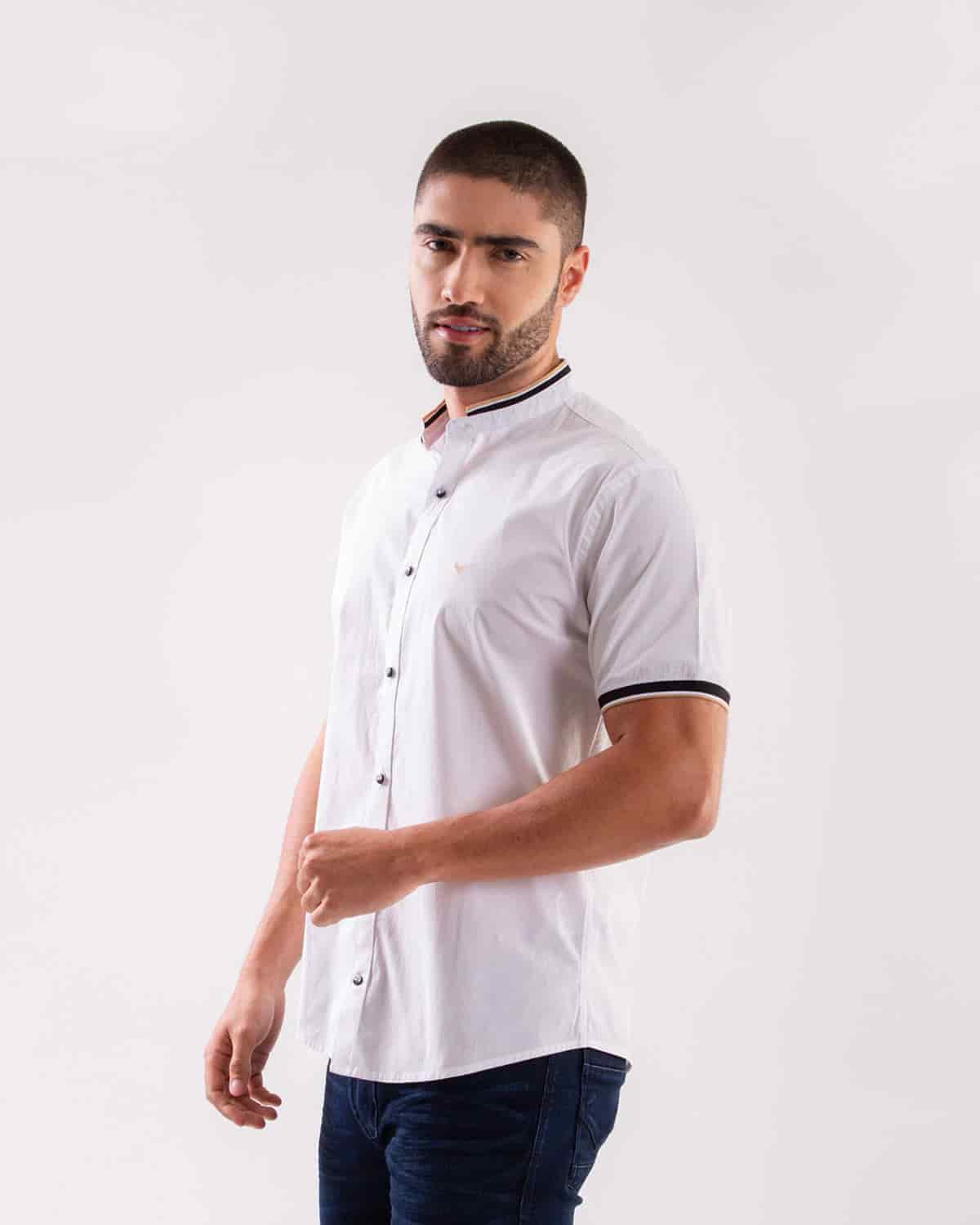 Camisa blanca manga corta para hombre - miniatura 11