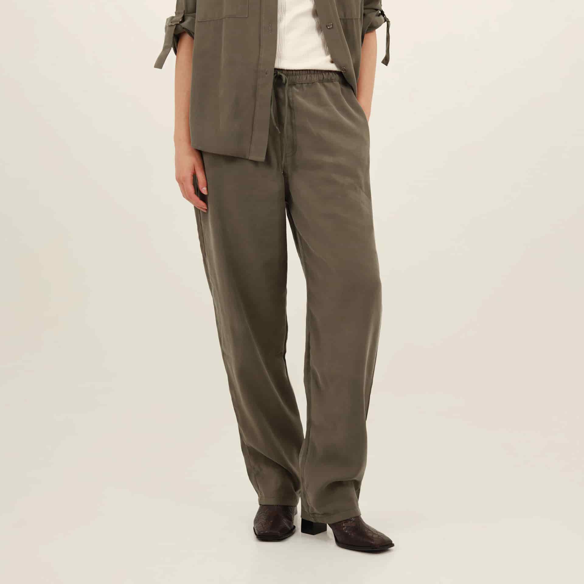 Pantalón bota recta con elastico en cintura y cordón - miniatura 9