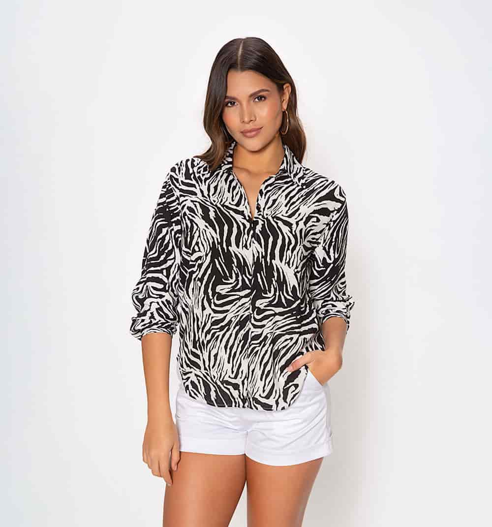 Blusa camisera manga 3/4 c0n charretera - miniatura 2