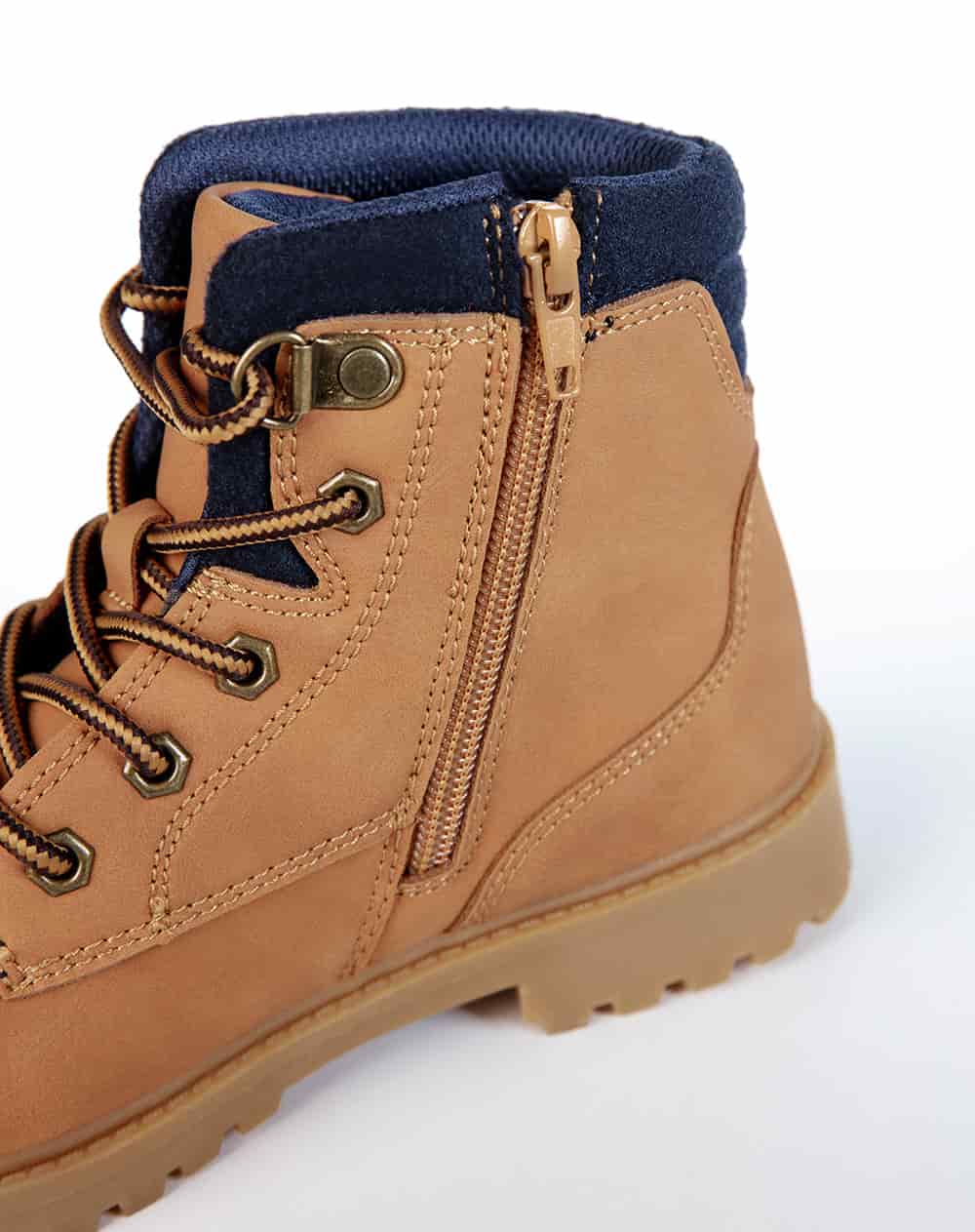 Bota tipo work boot café niño - miniatura 5