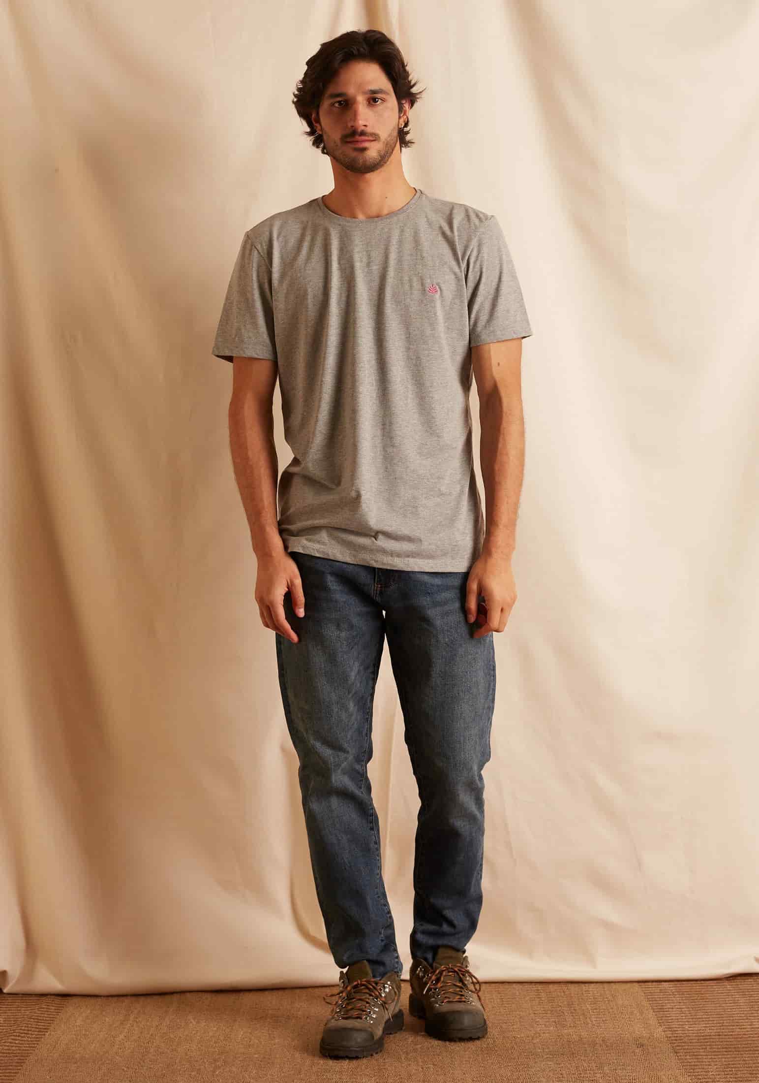 Camiseta Gris - miniatura 4