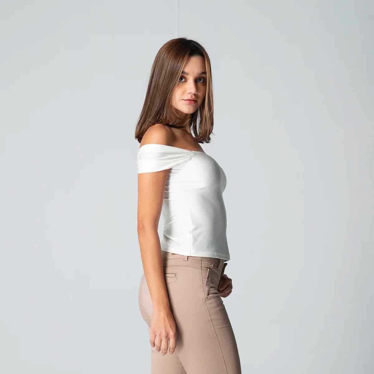 Blusa Slim Escote Bandeja Nova - miniatura 4