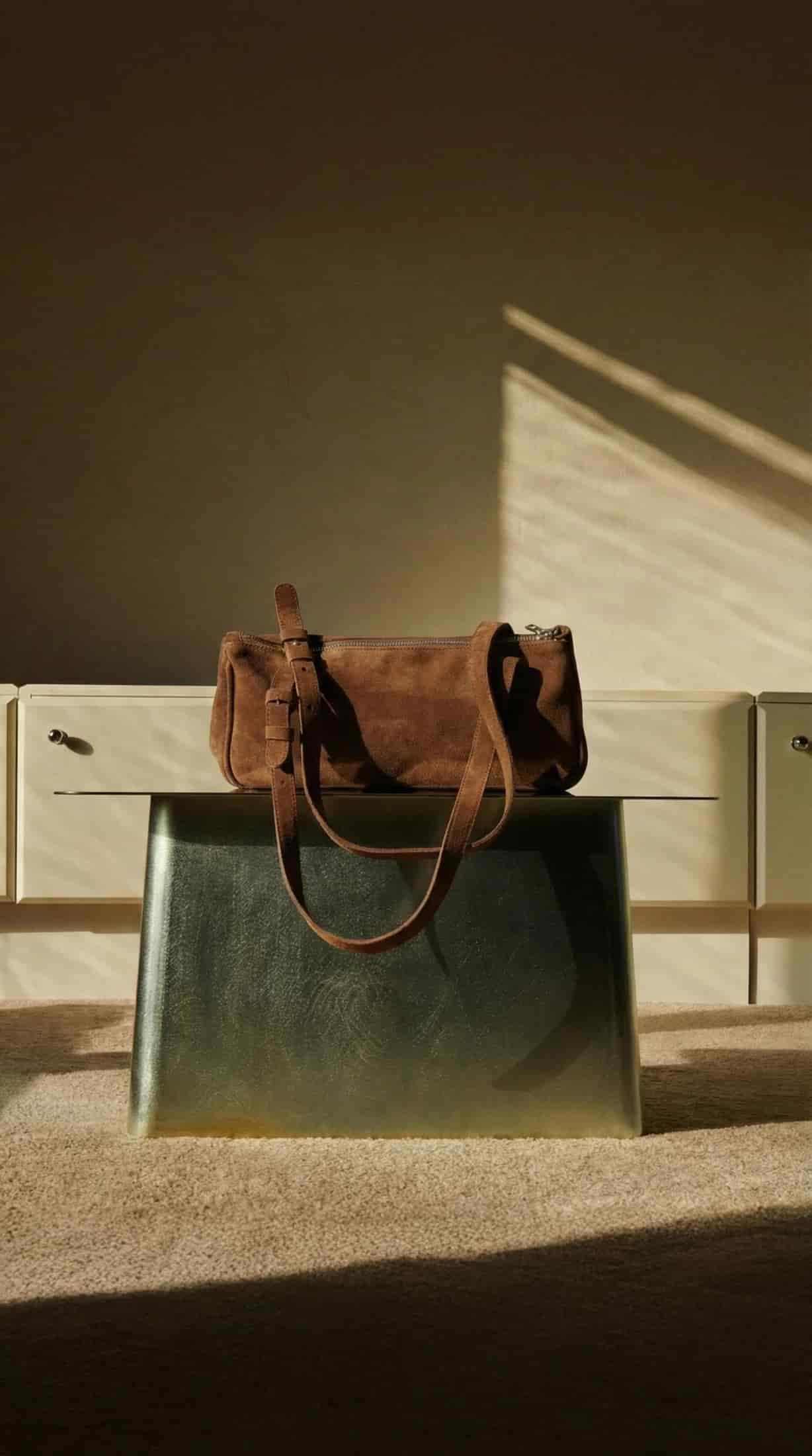Bolso Totem Bag de cuero gamuza | Miel - miniatura 1