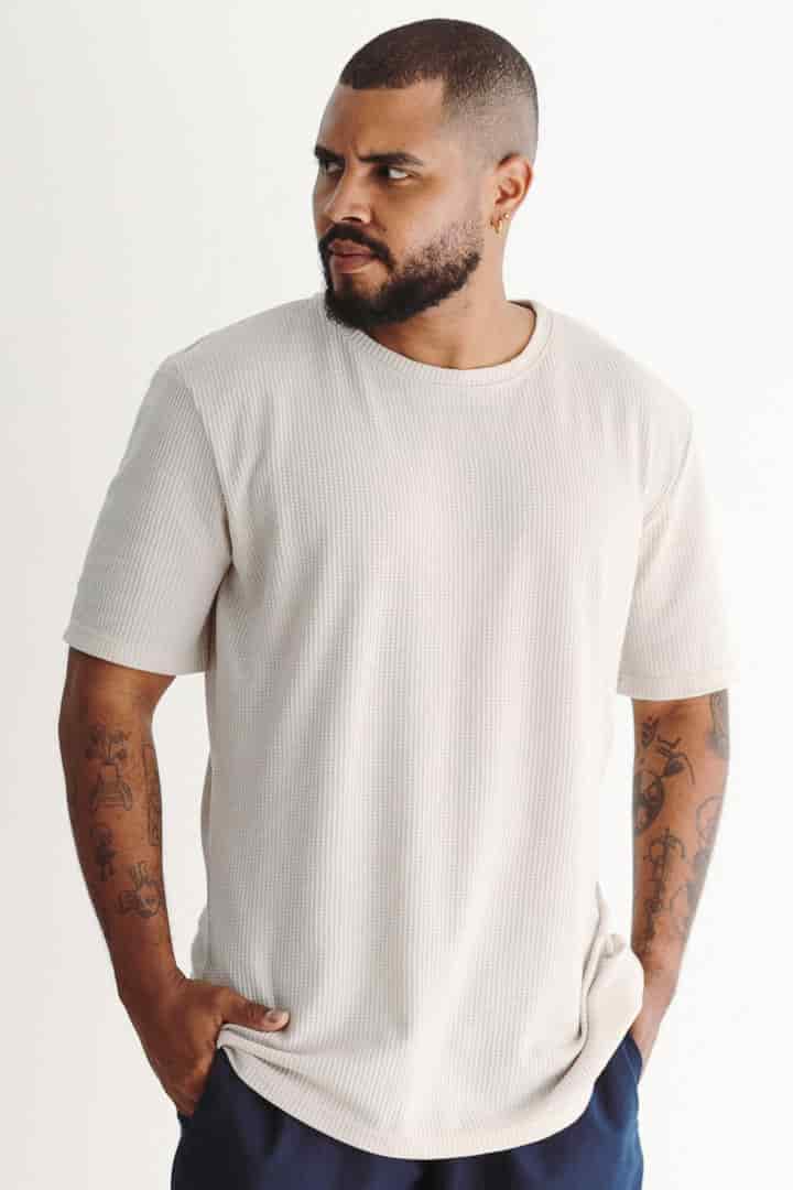 Camiseta texturizada hueso - miniatura 4