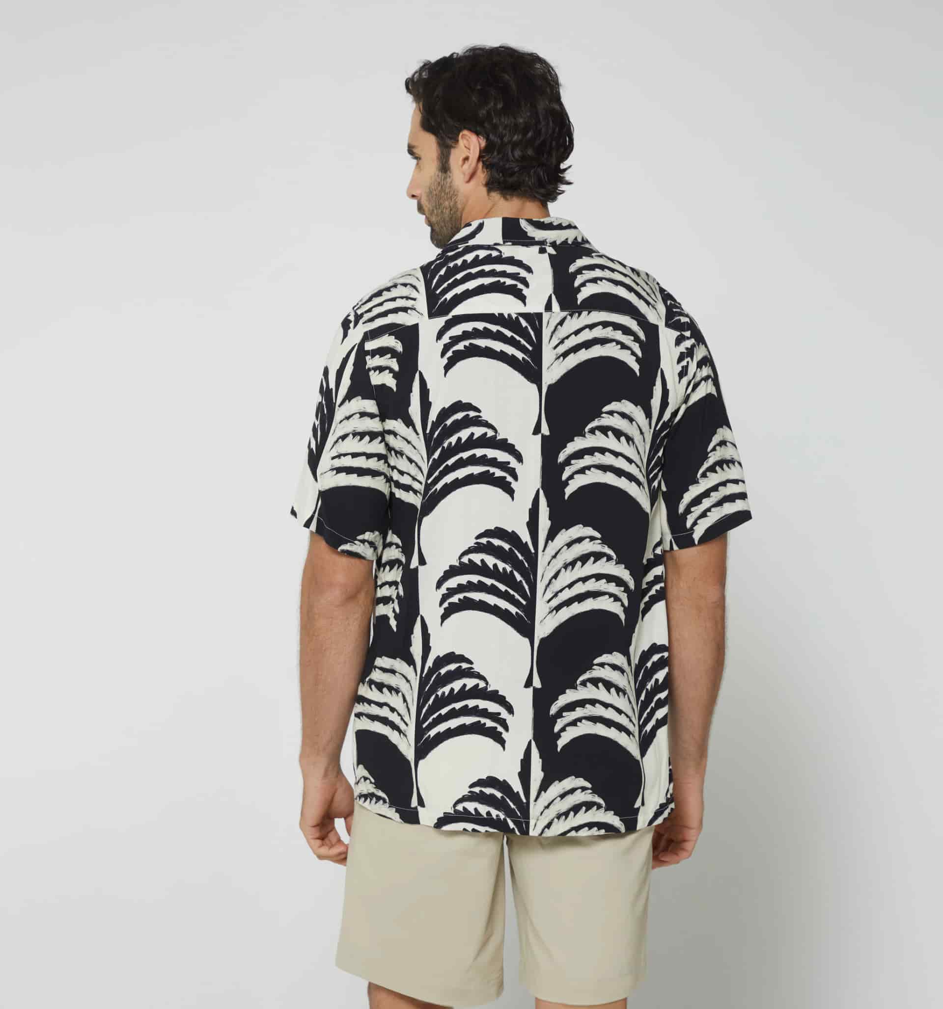 Camisa manga corta cuello resort - miniatura 2