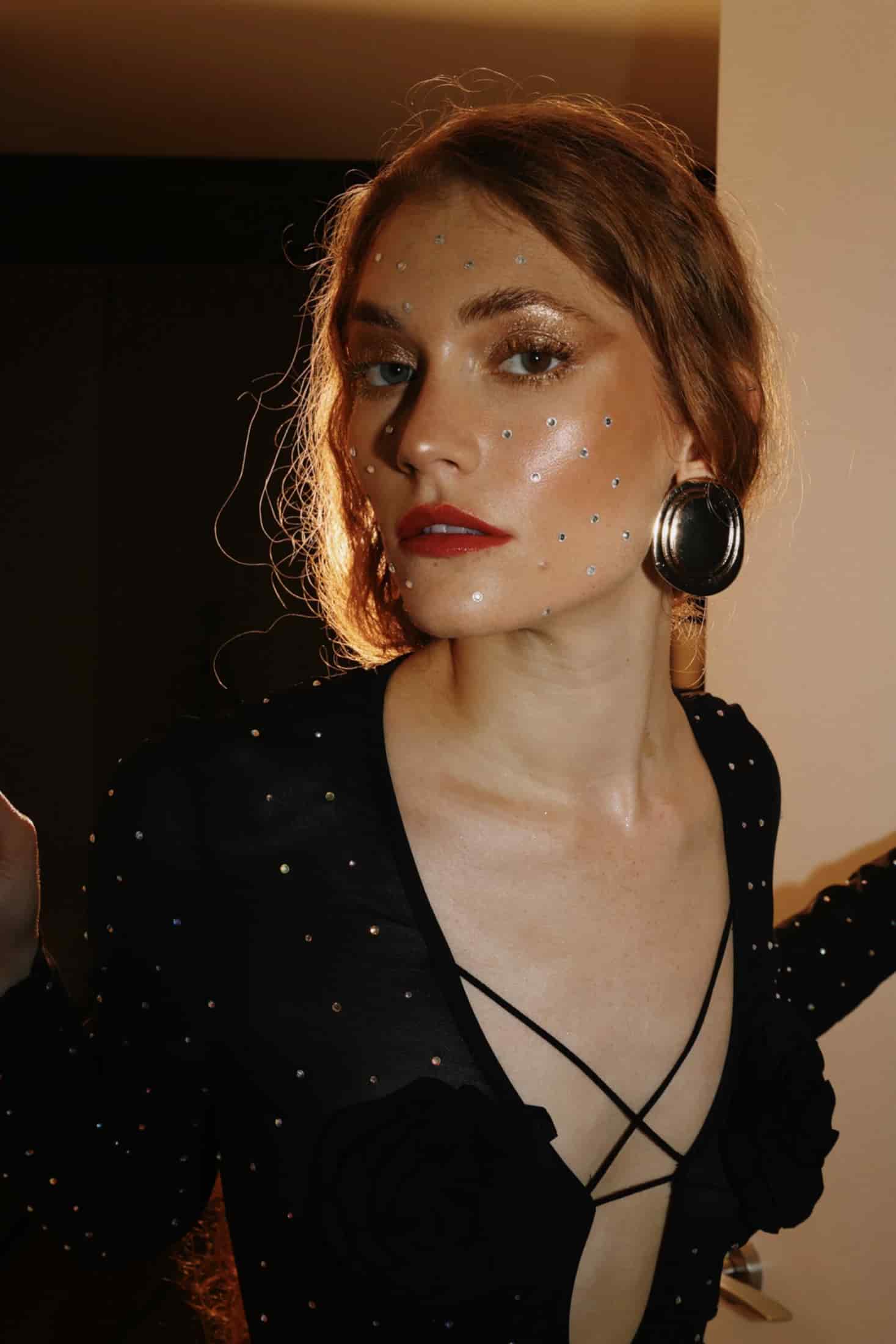 GOLD CIRCLE EARRINGS - miniatura 2