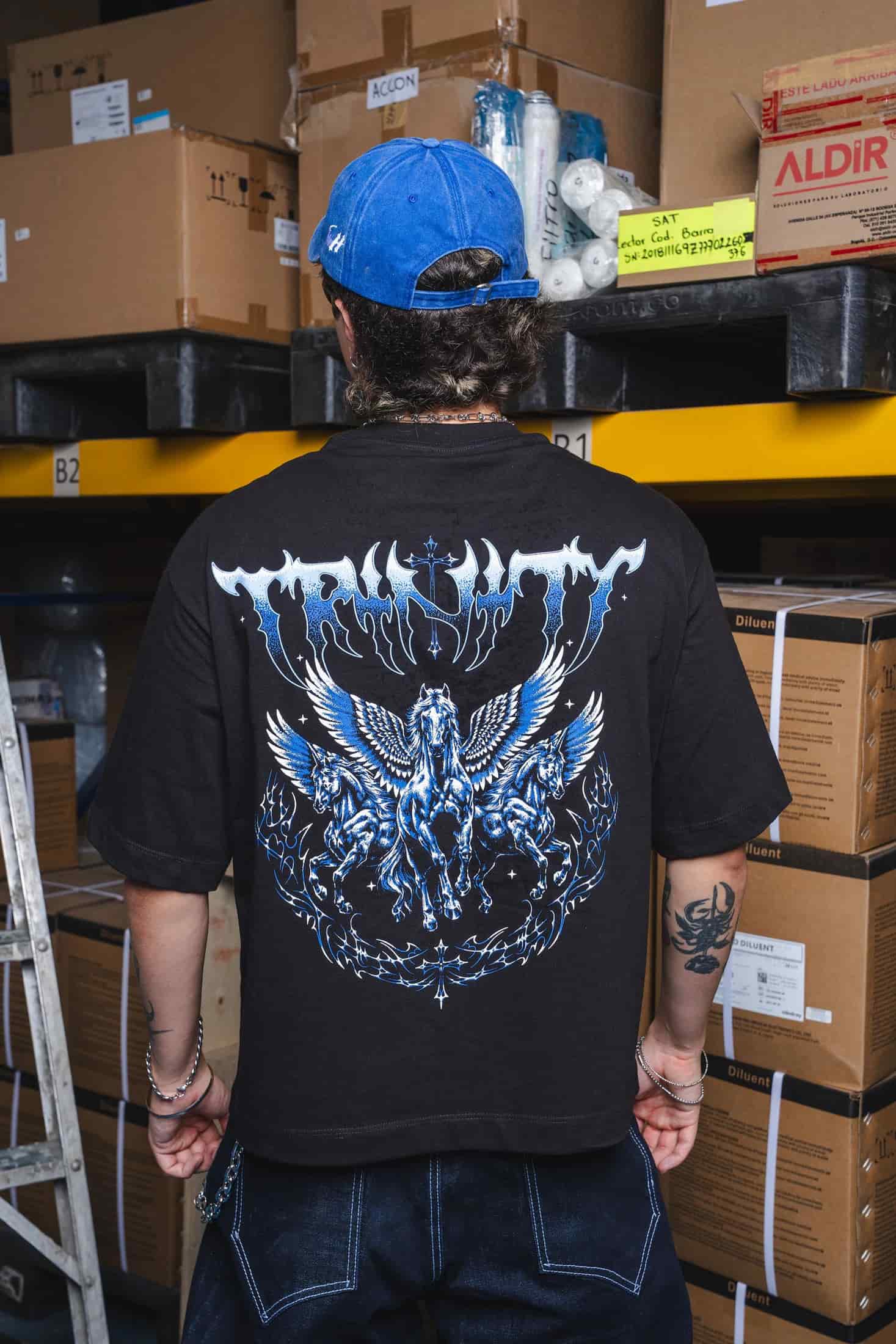 Camiseta Trinity - miniatura 4