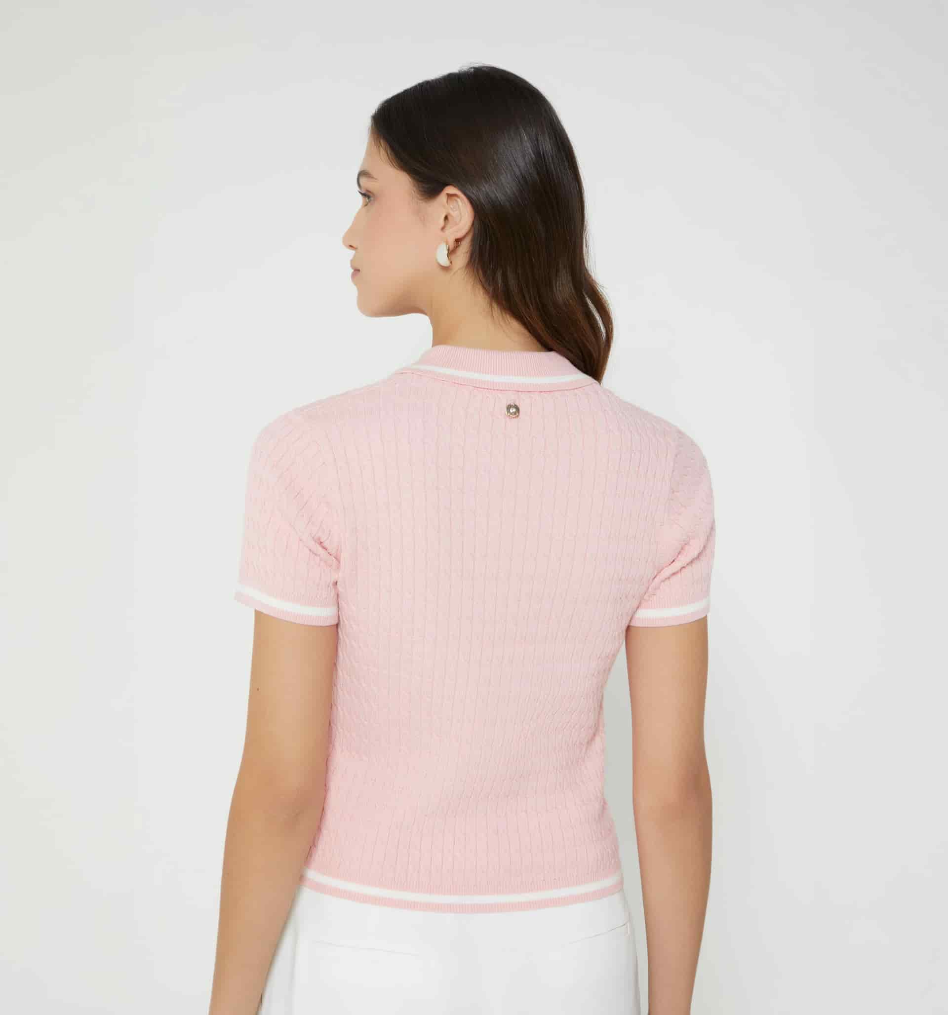 Blusa tipo polo con botón joya - miniatura 9