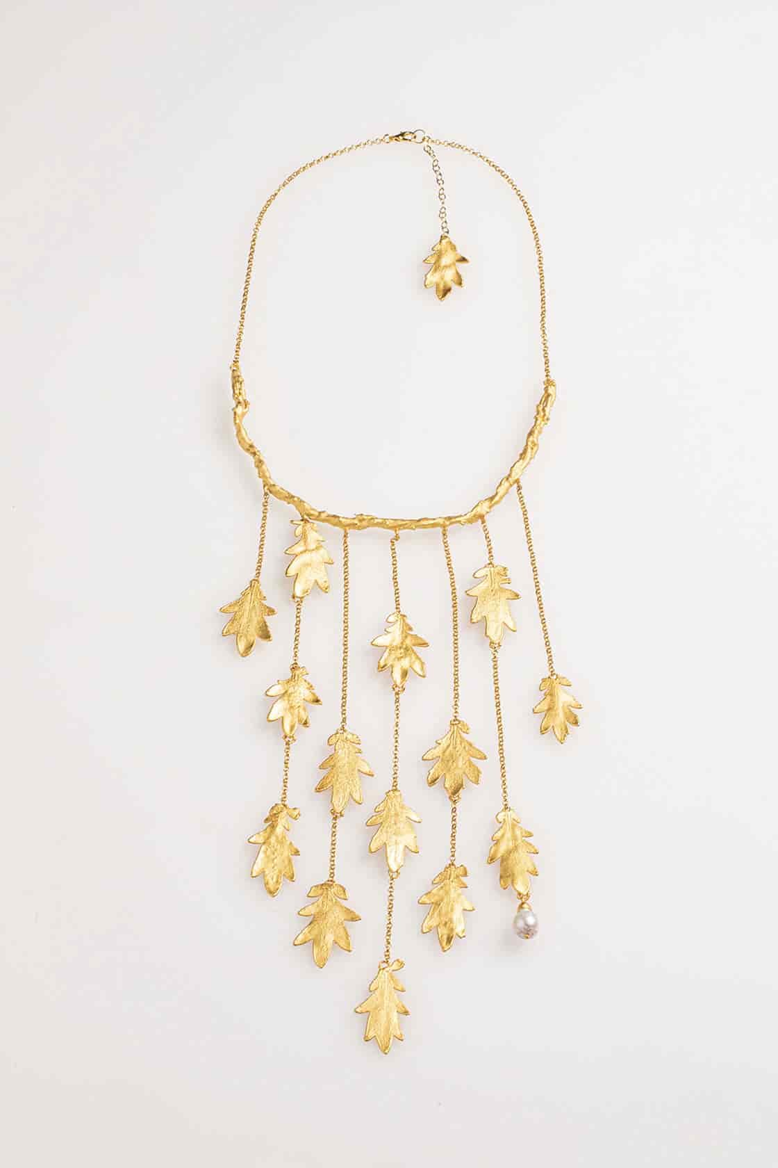 CHRYSANTHEMUS LEAVES AND ROOTS NECKLACE - miniatura 1