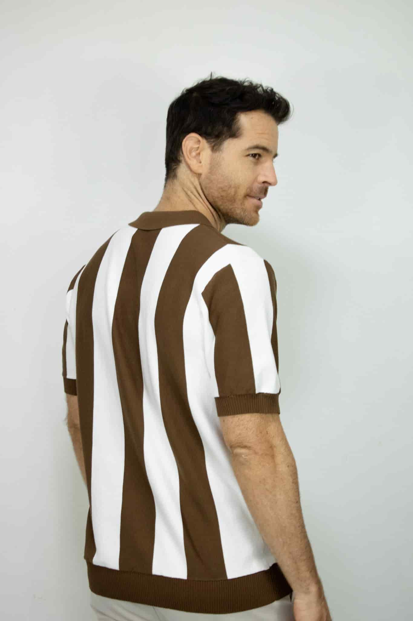 POLO TEJIDA RAYAS CAFE PARA HOMBRE - miniatura 3